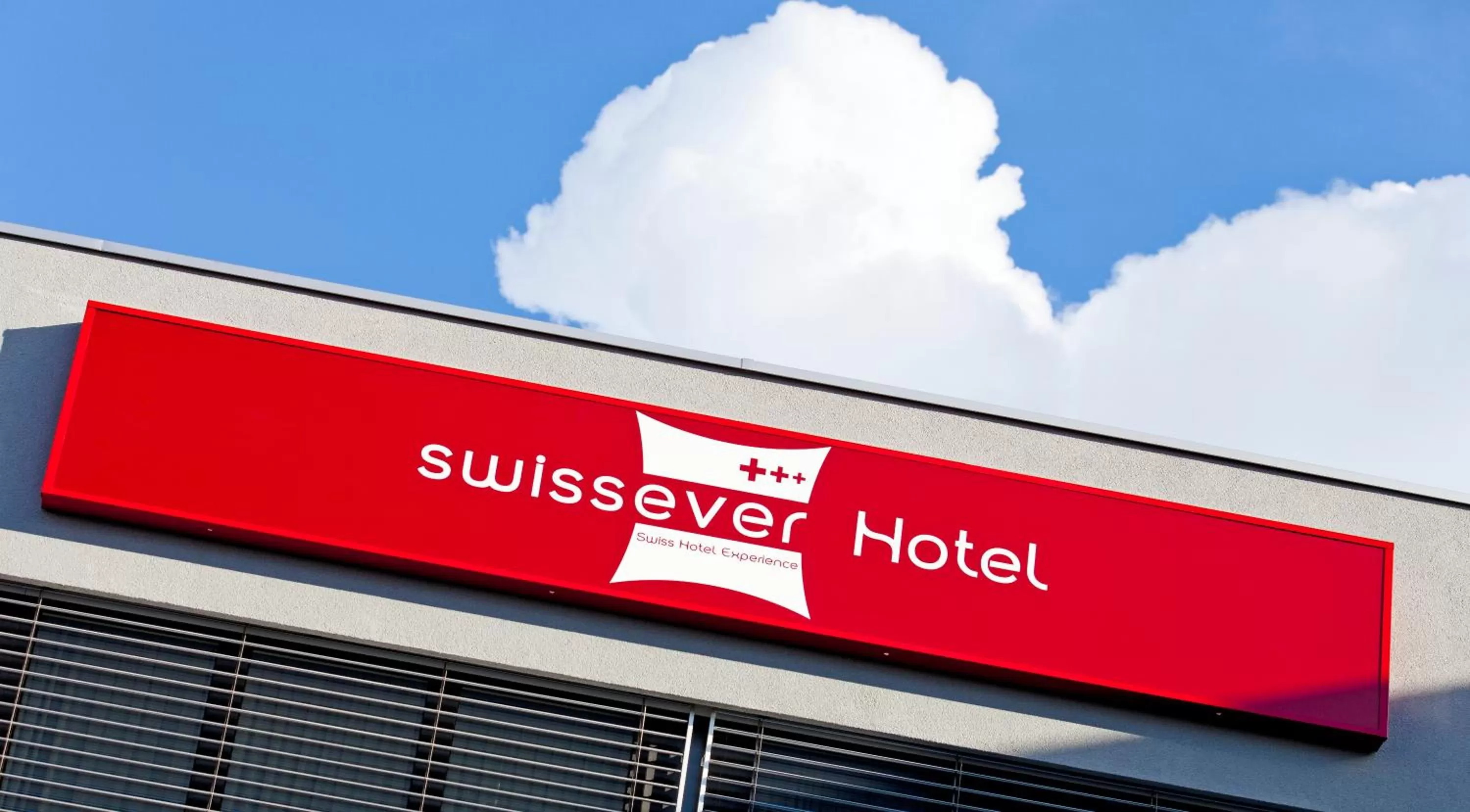Facade/entrance in SwissEver Hotel Zug