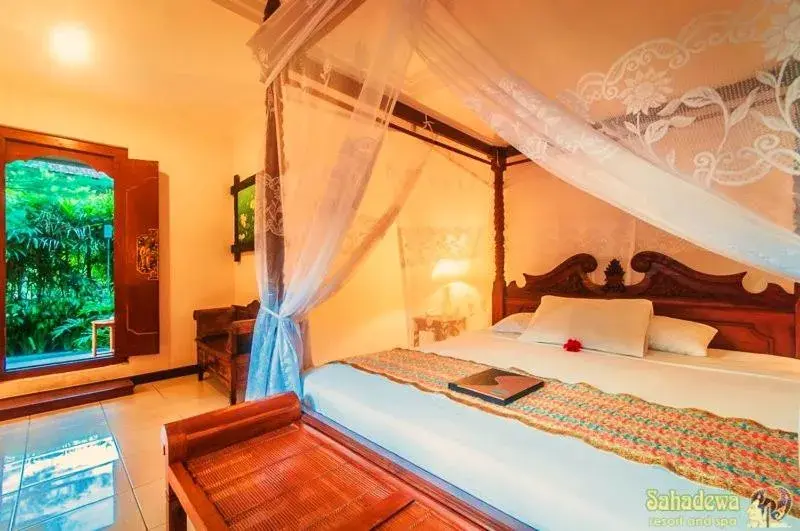 Bed in Sahadewa Resort & Spa