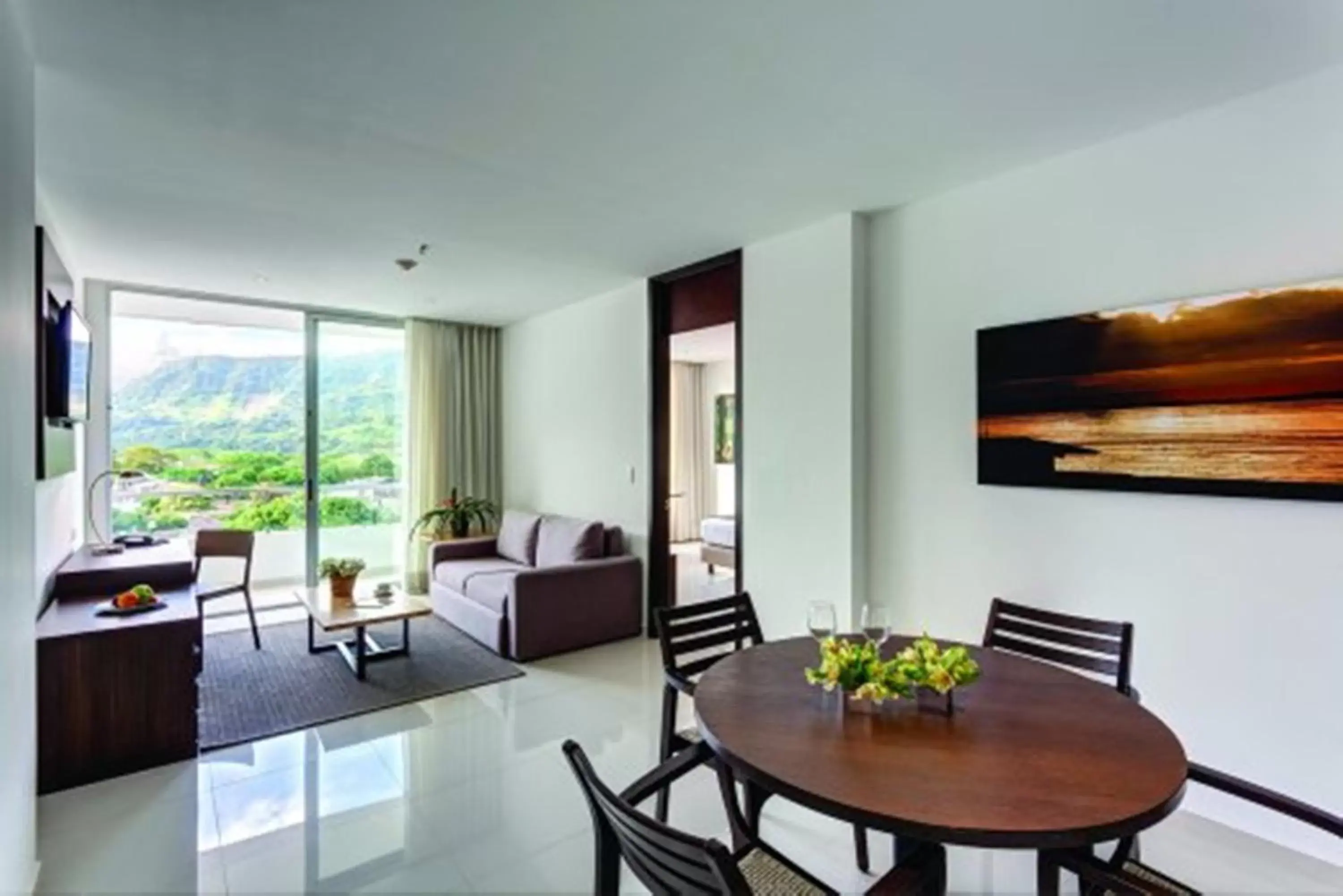 Photo of the whole room, Dining Area in Hotel Estelar Yopal