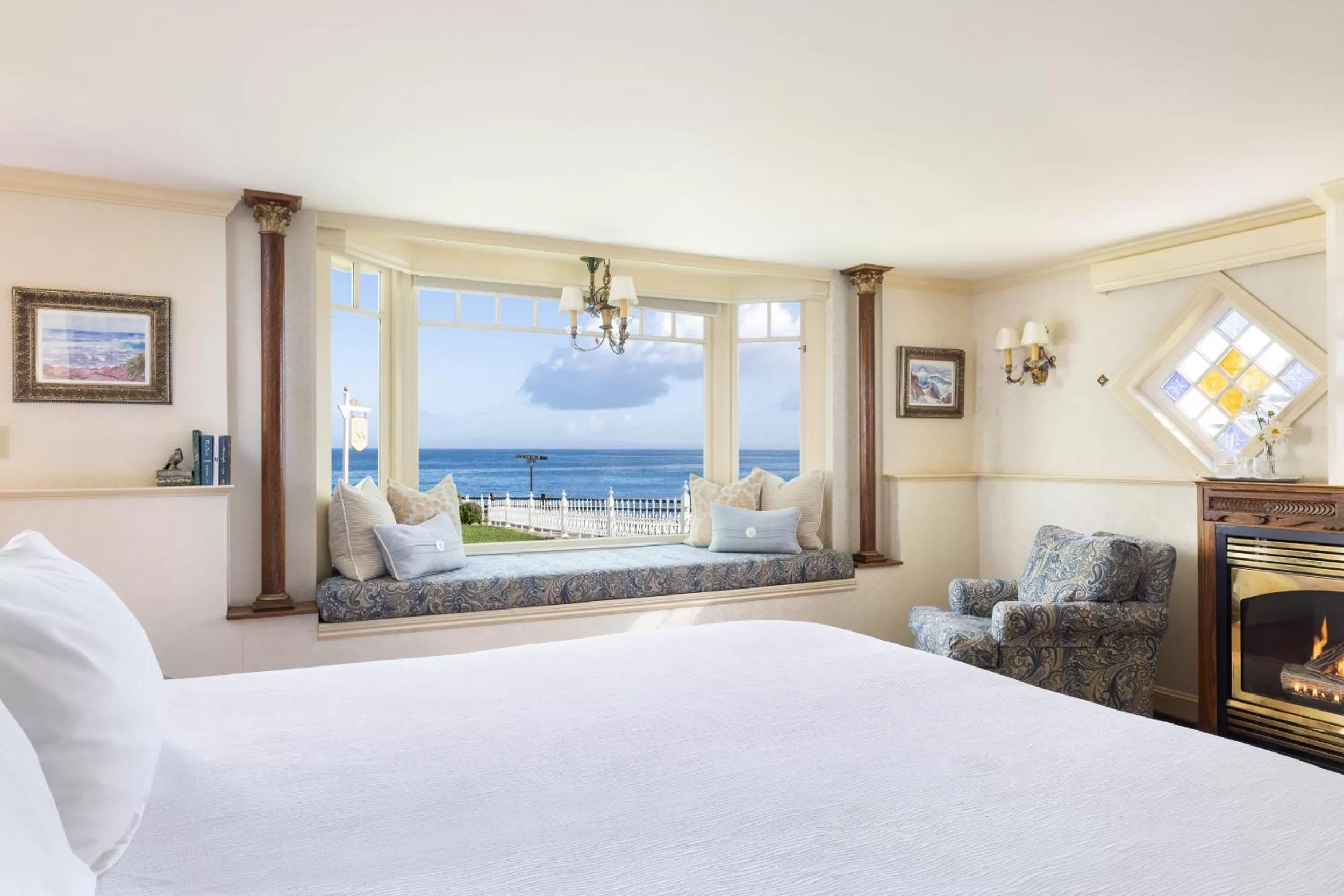Large Double Room in Seven Gables Inn on Monterey Bay, A Kirkwood Collection Hotel