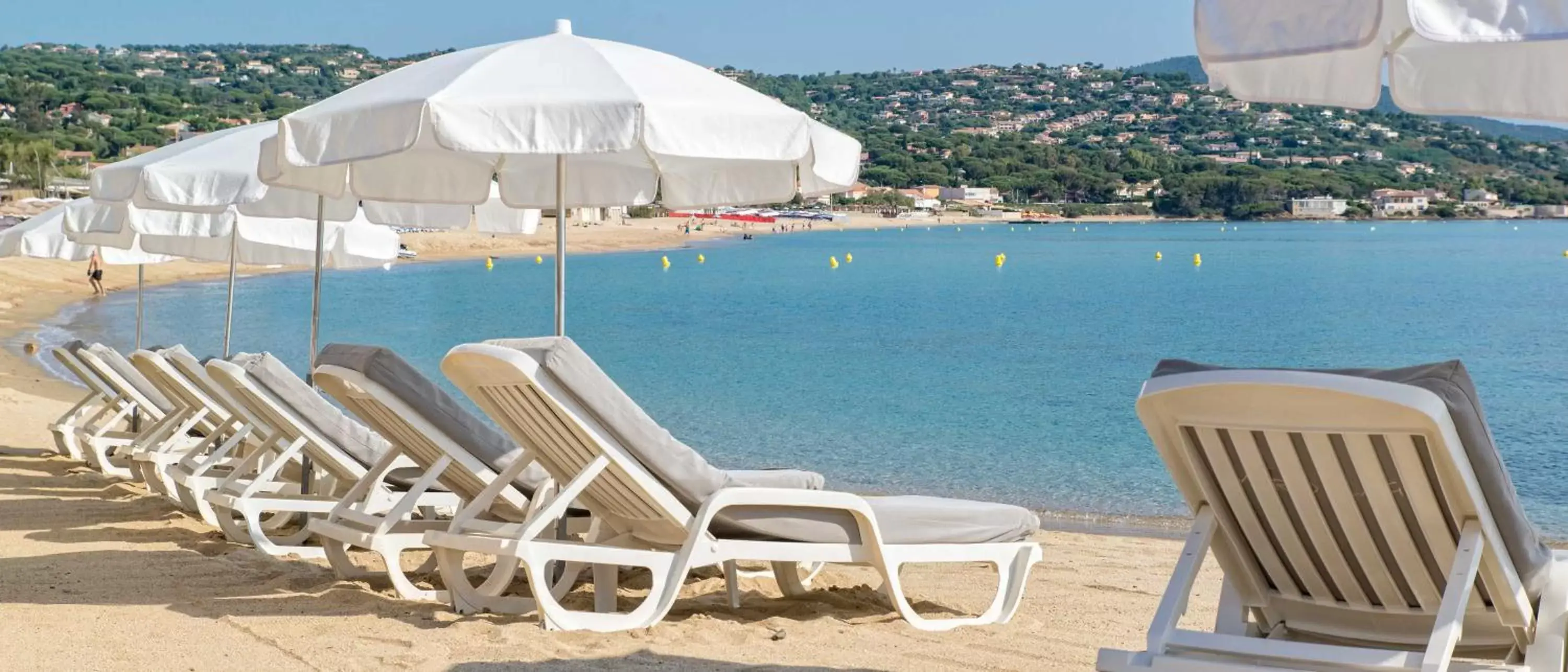 Activities, Swimming Pool in Hôtel La Plage