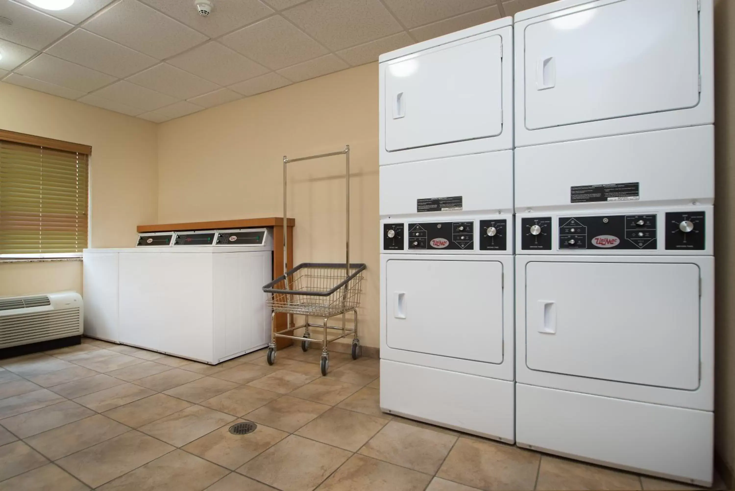 Other, Kitchen/Kitchenette in Candlewood Suites Wake Forest-Raleigh Area, an IHG Hotel