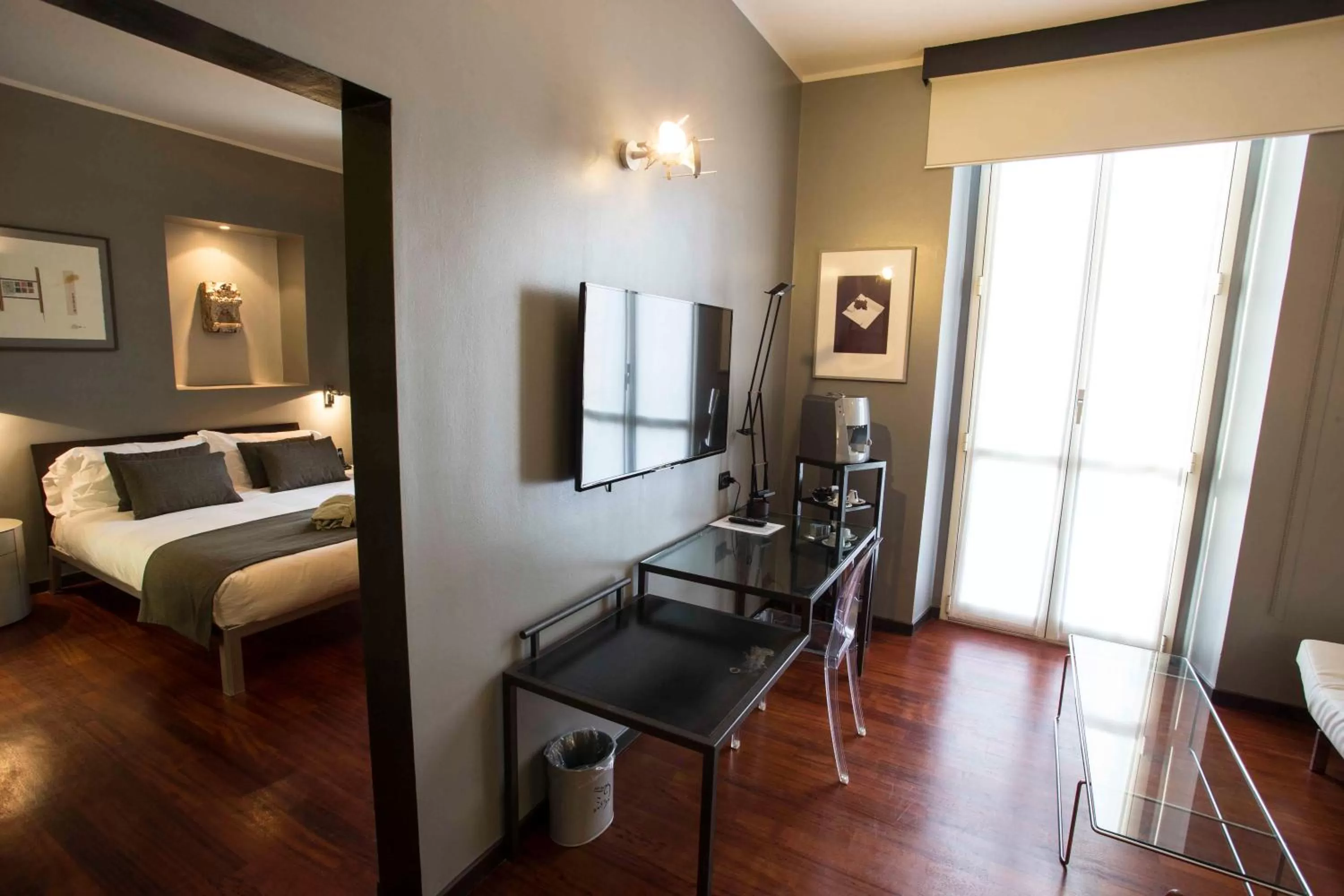 Suite in Art Hotel Boston