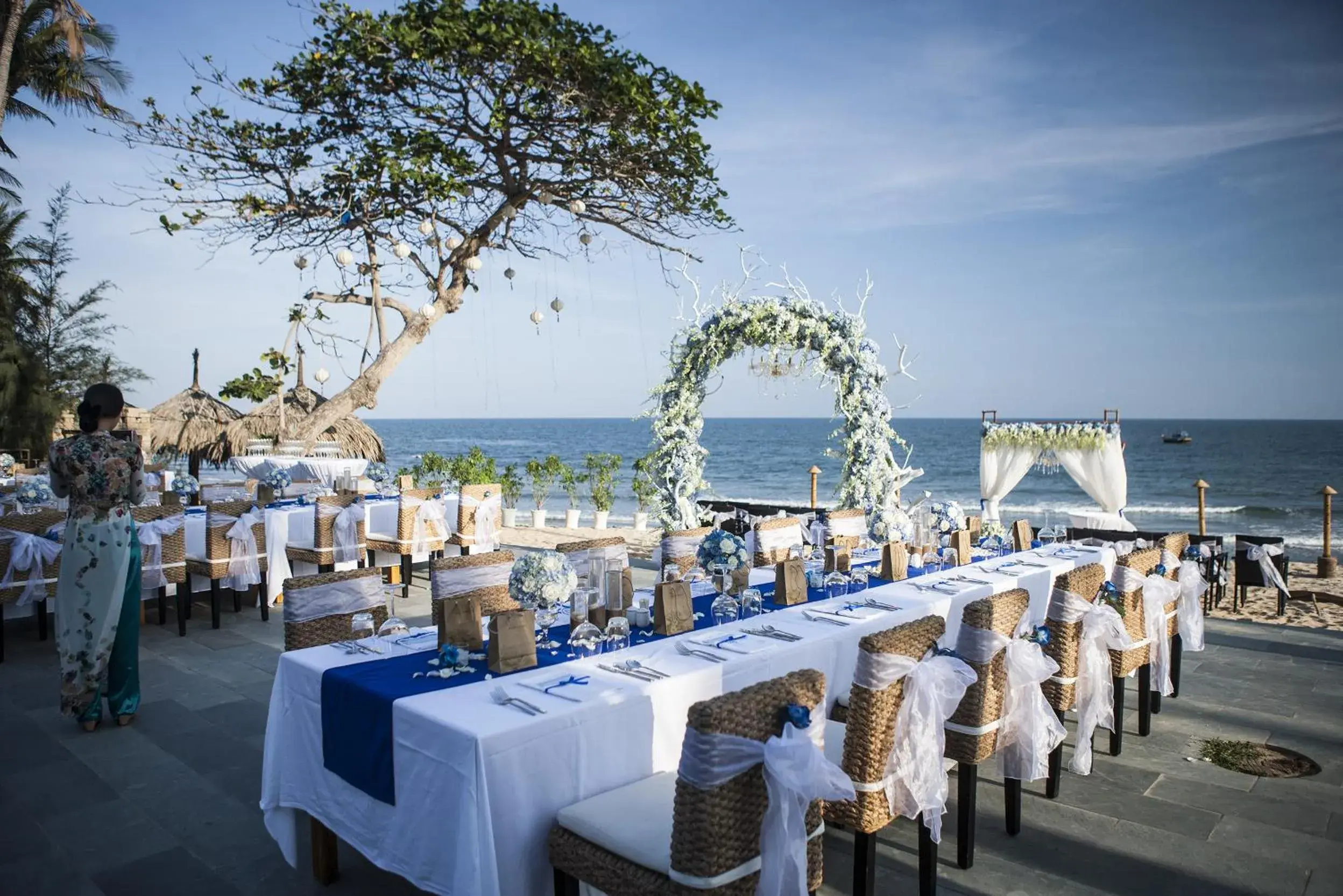 Banquet/Function facilities, Banquet Facilities in Aroma Beach Resort and Spa