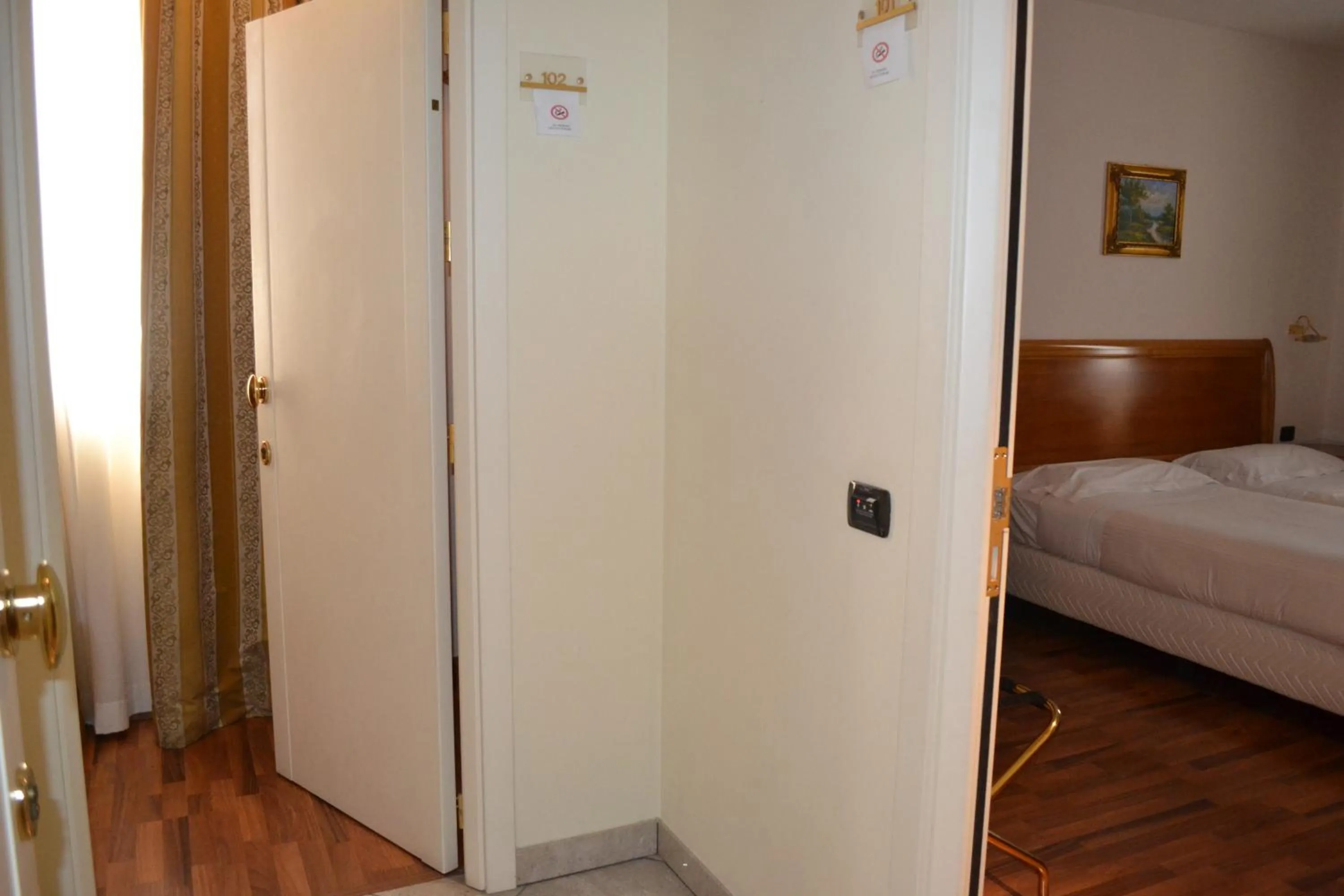 Bed in Tricolore Hotel