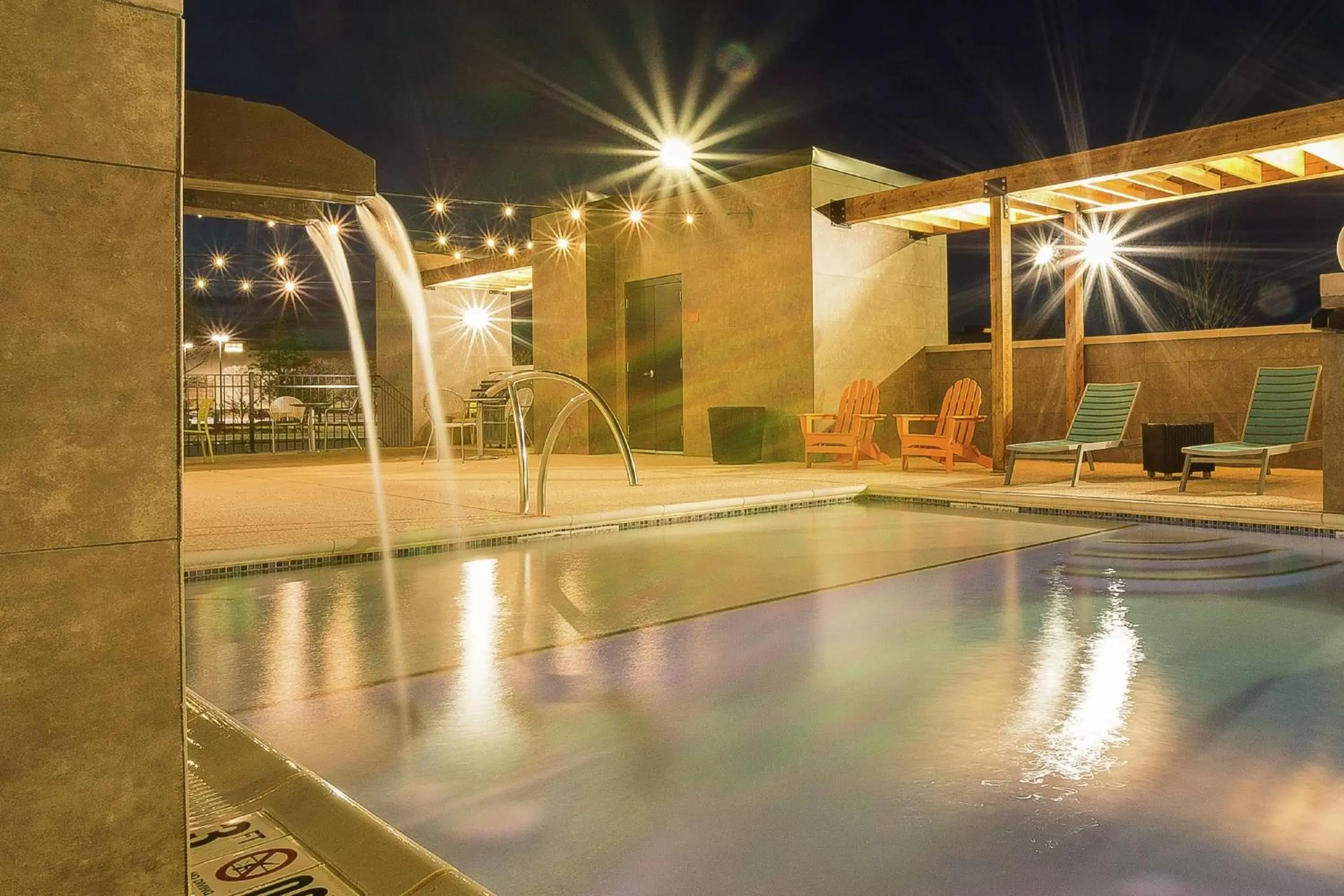 Property building, Swimming Pool in Home2 Suites by Hilton Atlanta Newnan