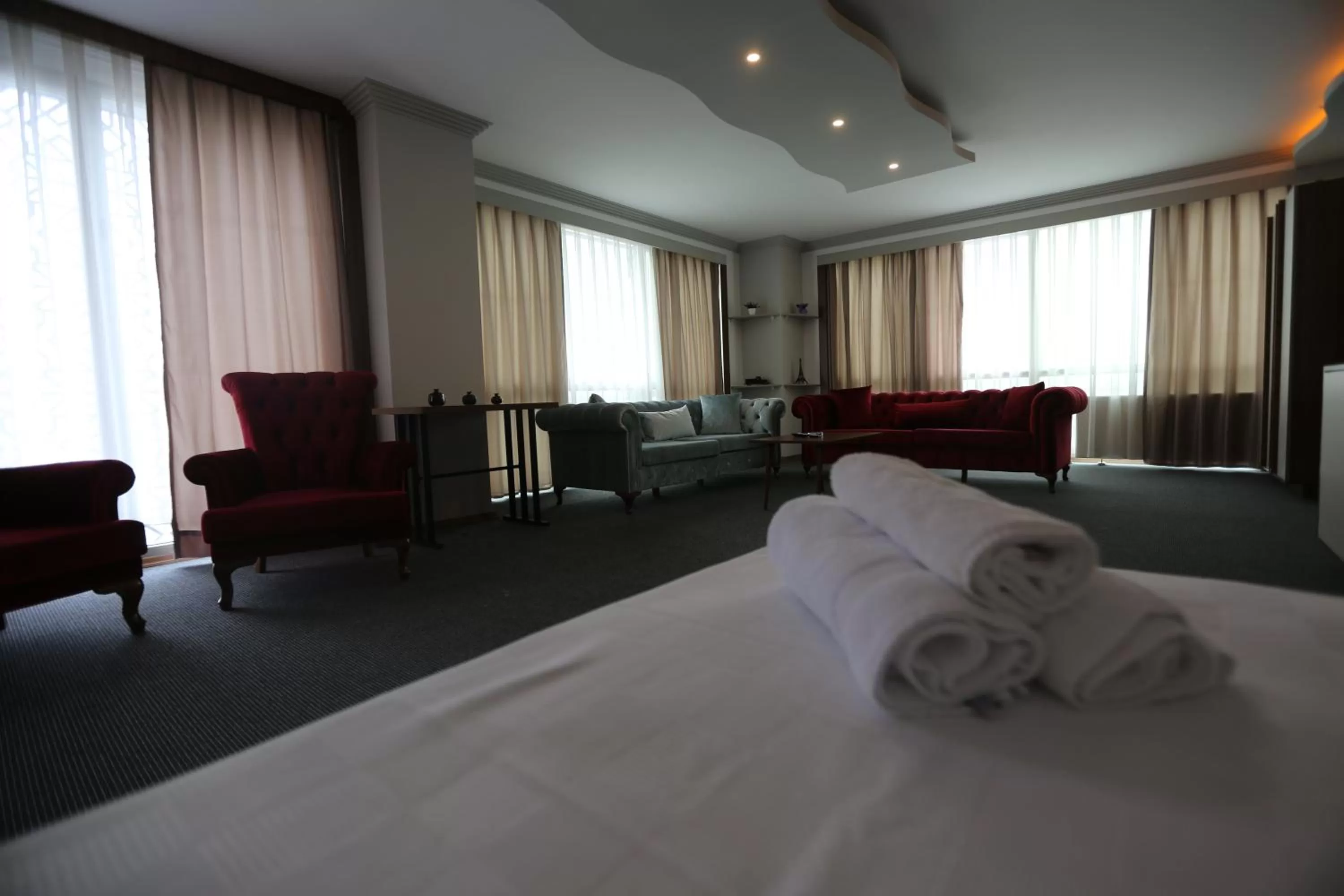 Bed in TEVETOGLU HOTEL