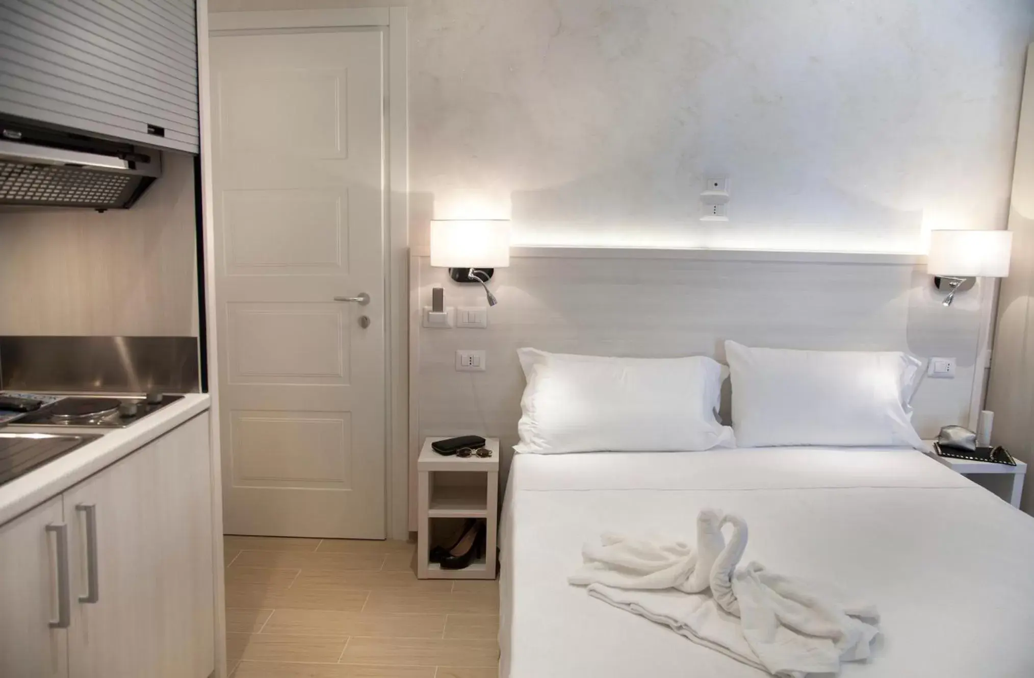 Bedroom, Bed in Marina Beach Suite Hotel