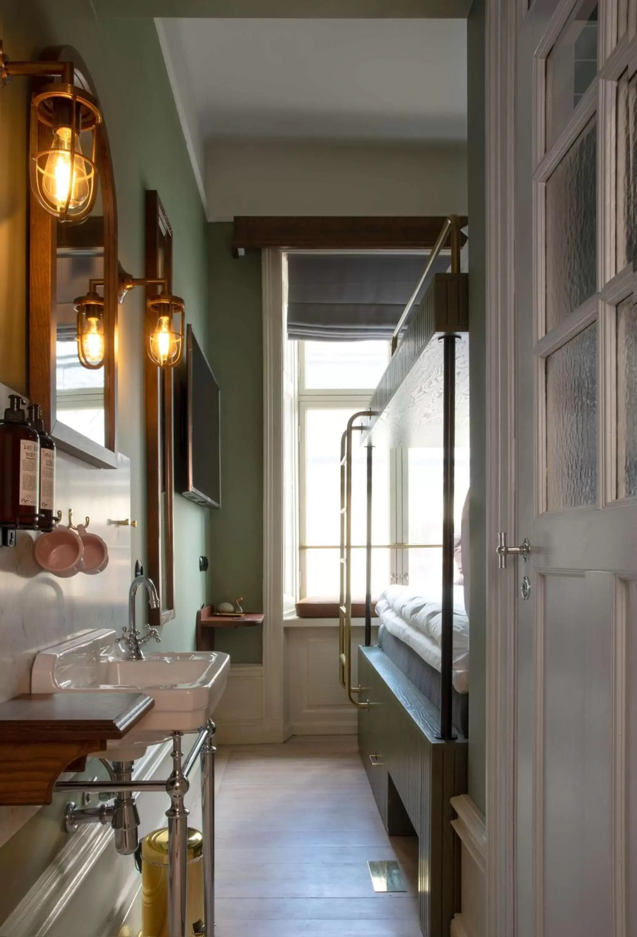 Bedroom, Bed in Hotel Frantz, WorldHotels Crafted Bedroom, Bed in Hotel Frantz, WorldHotels Crafted