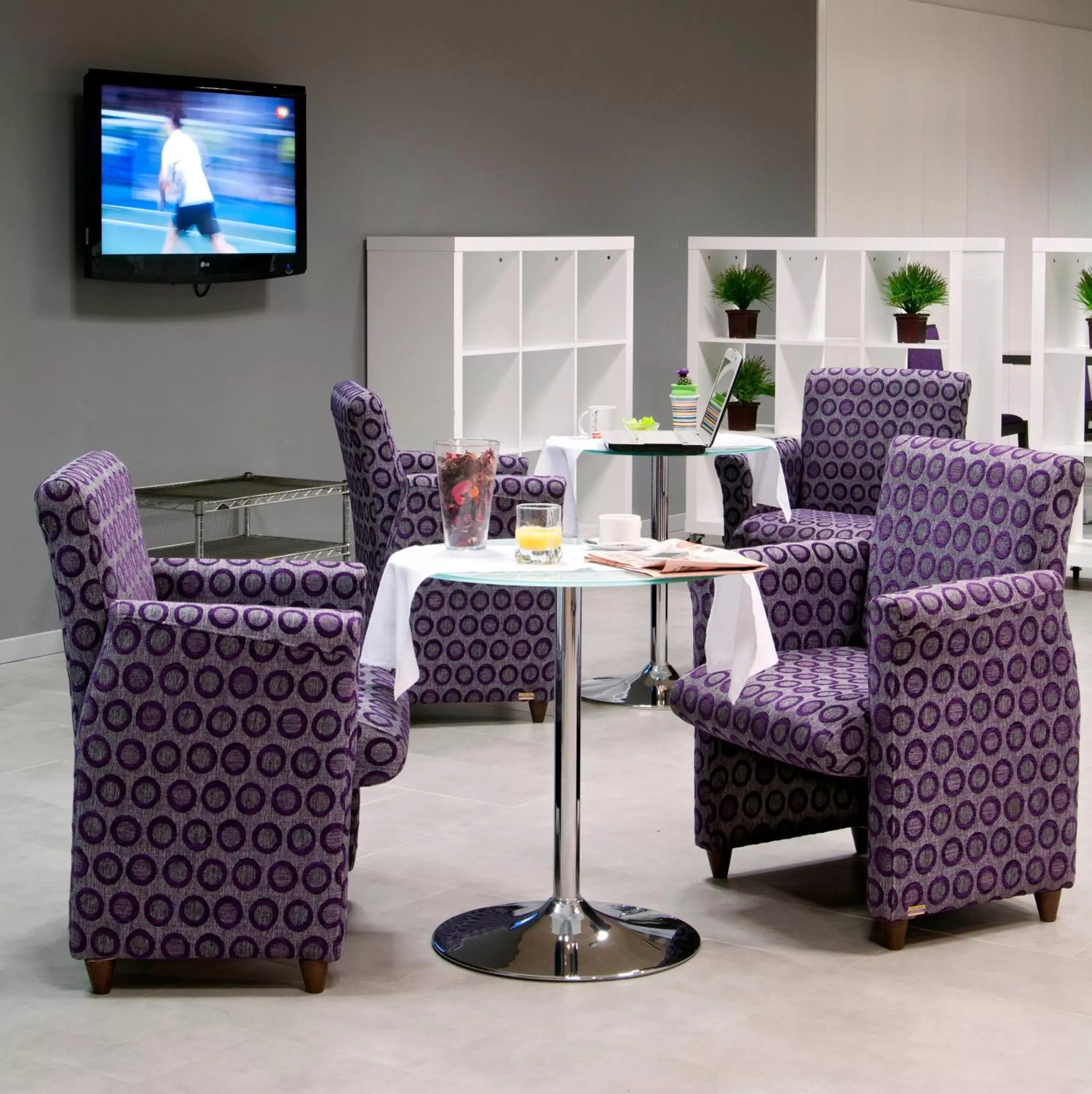 Lounge or bar in Hotel Europa Lounge or bar in Hotel Europa