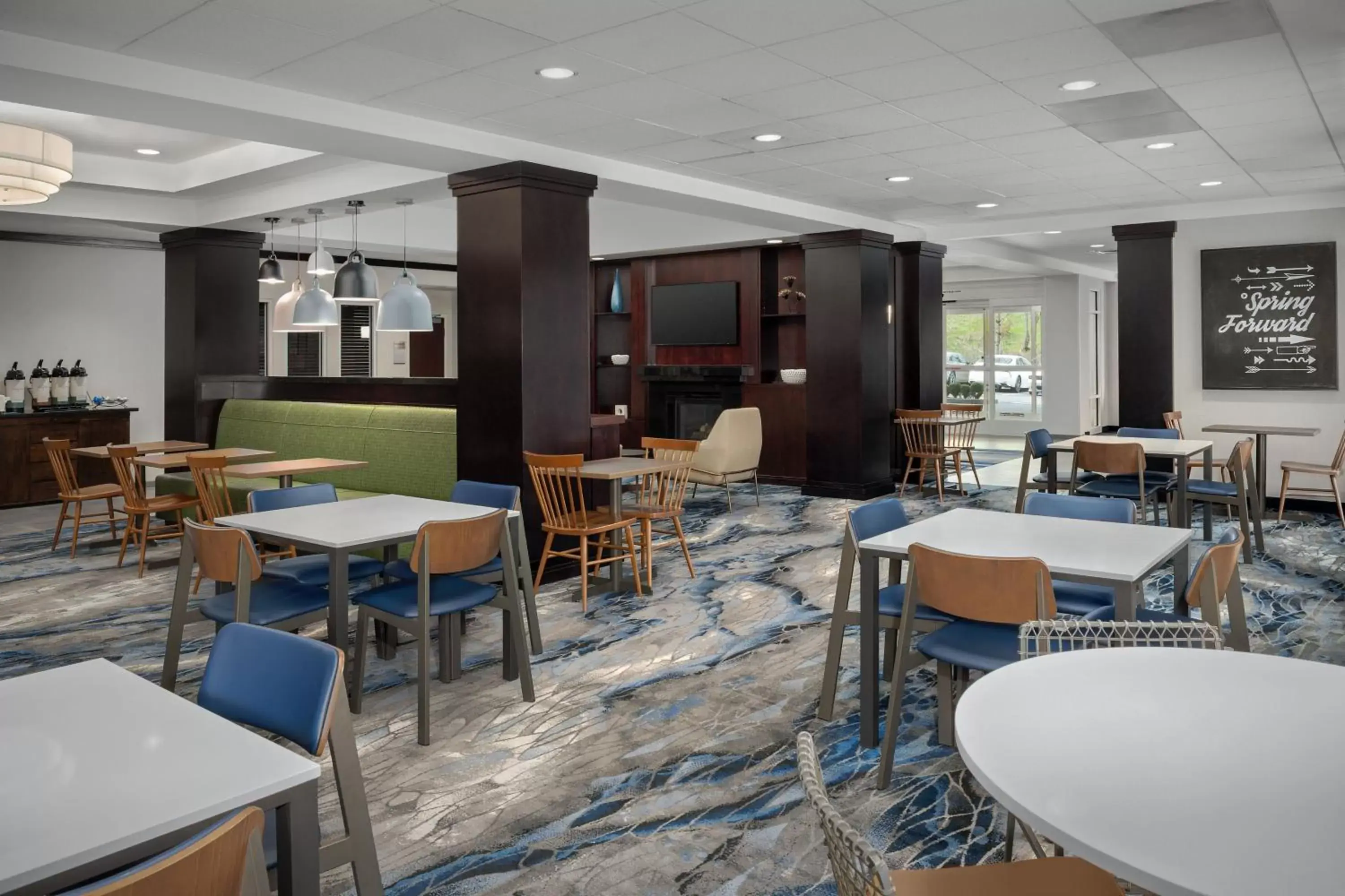 Lobby or reception, Restaurant/Places to Eat in Fairfield by Marriott Tacoma Puyallup