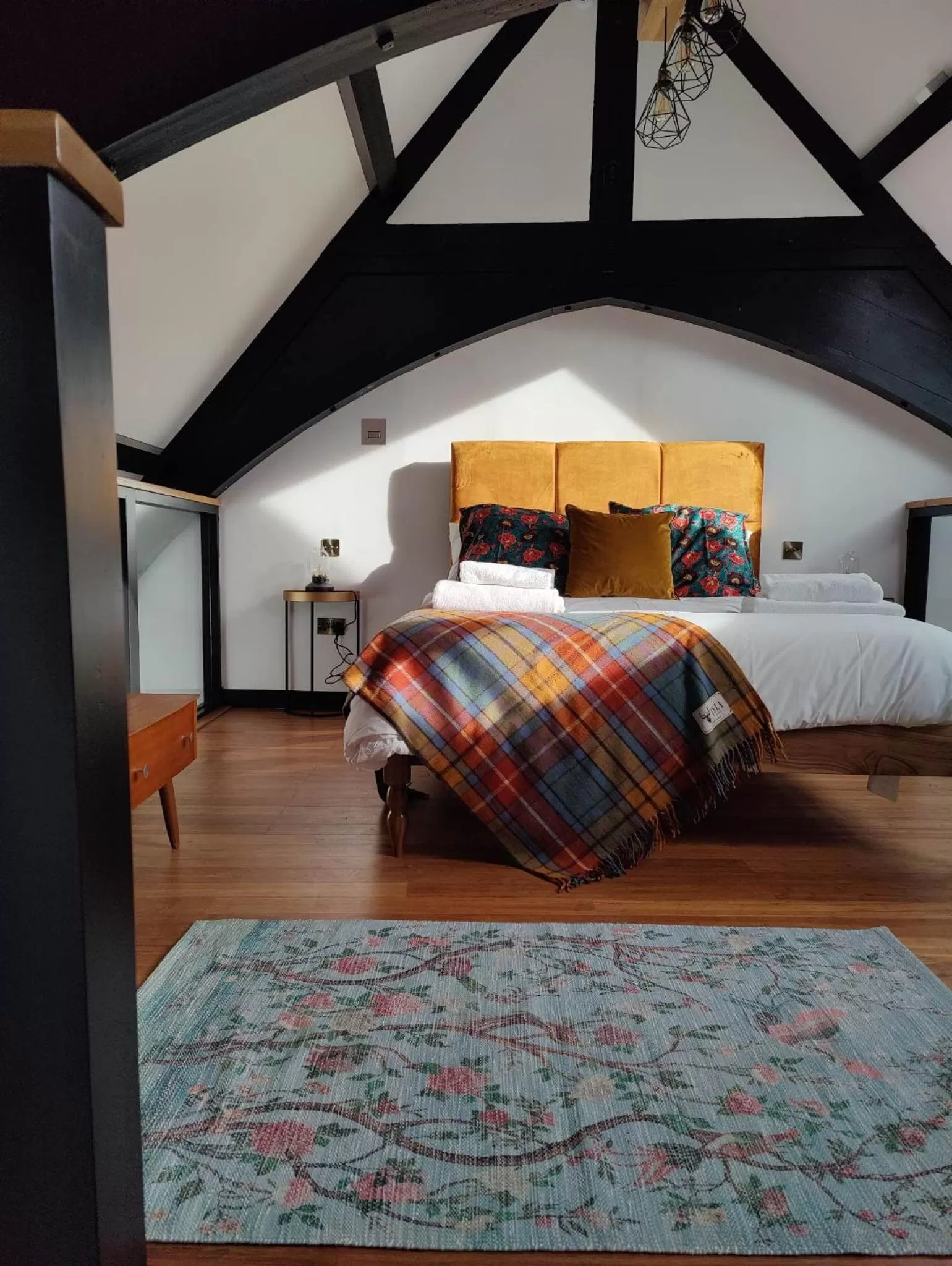 Bedroom, Bed in Slateford House 1770 Luxury Aparthotel by The House of Danu