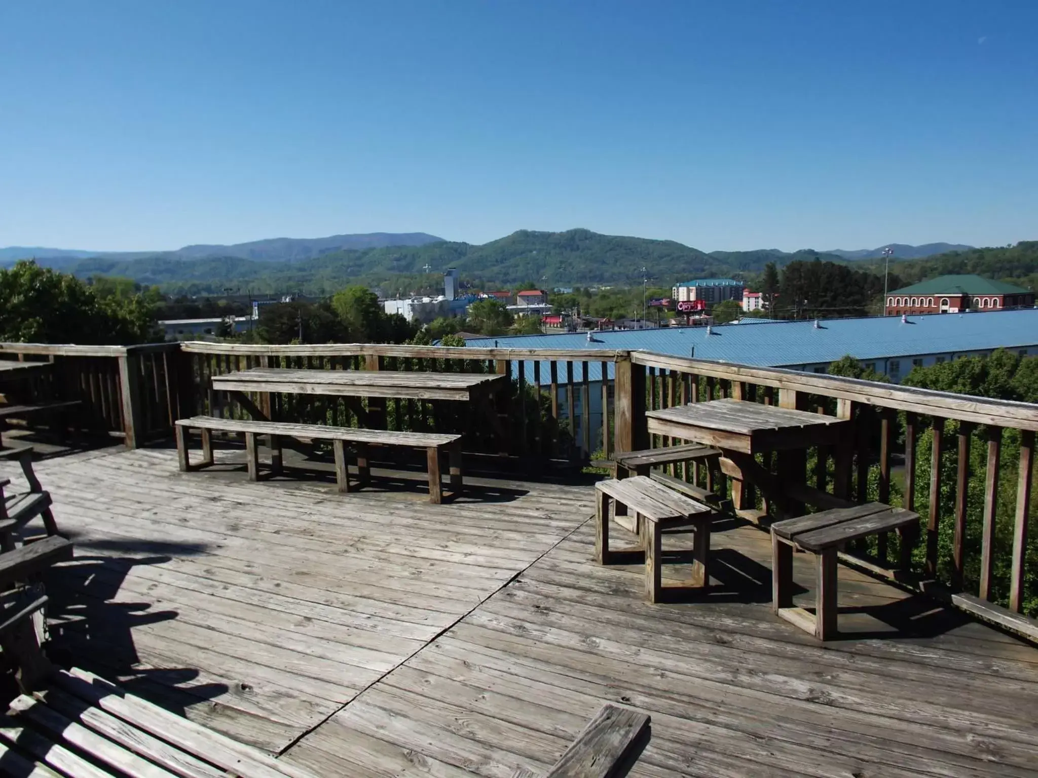 Patio, Mountain View in Hotel Pigeon Forge