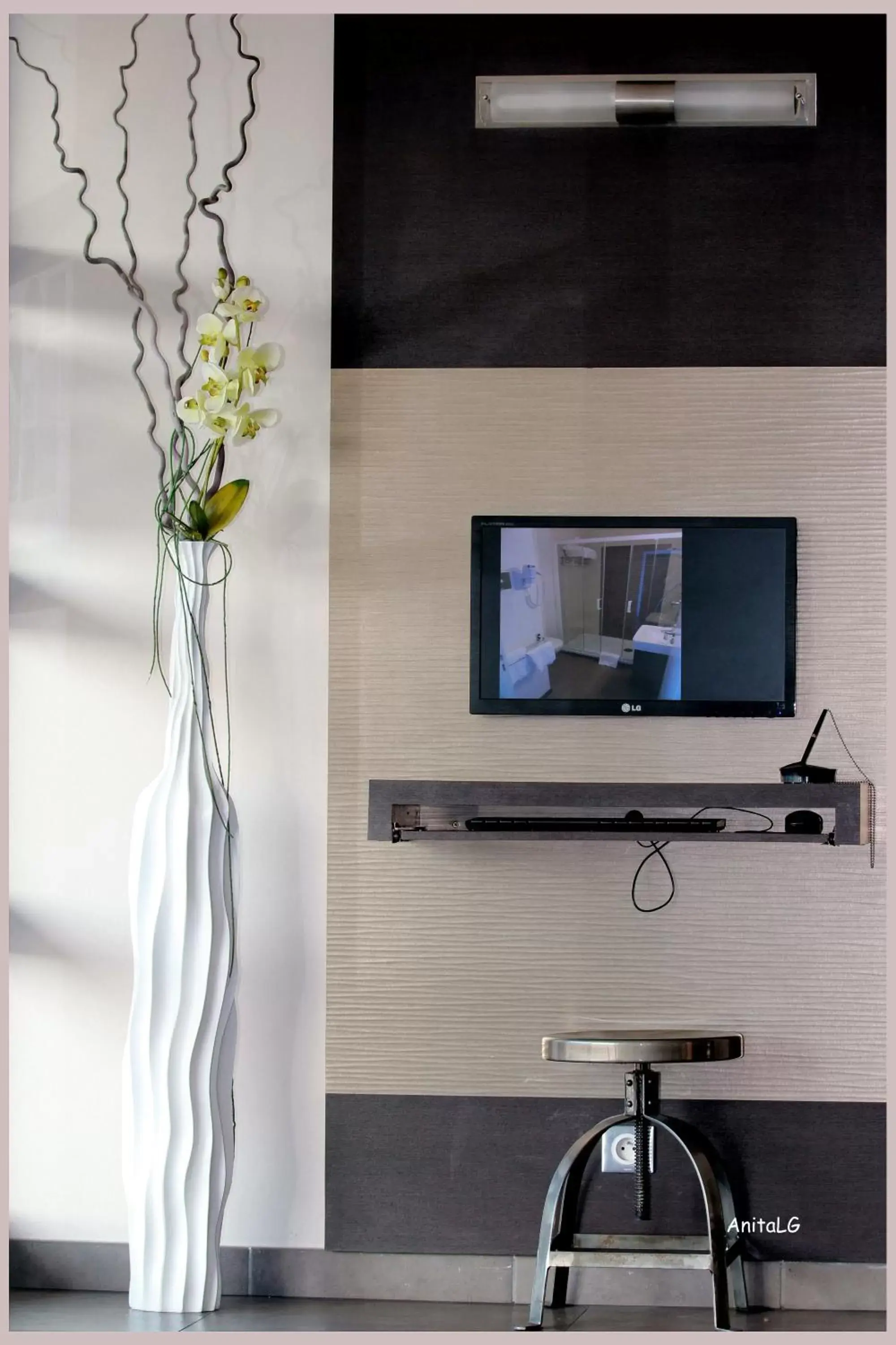 TV and multimedia, TV/Entertainment Center in Forme-hotel & Spa Montpellier Sud-Est - Parc Expositions - Arena
