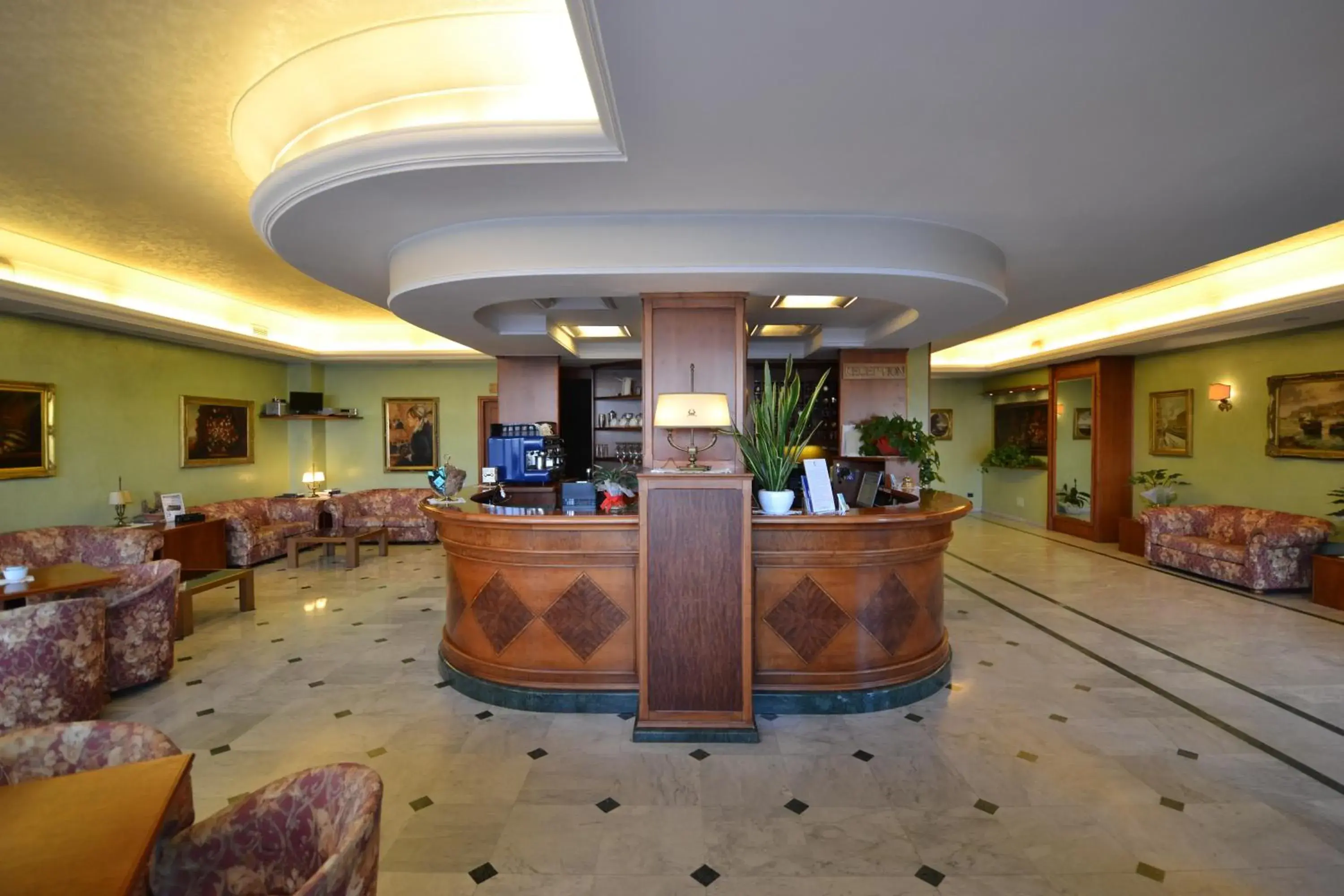 Lobby or reception, Lobby/Reception in Sun Hotel