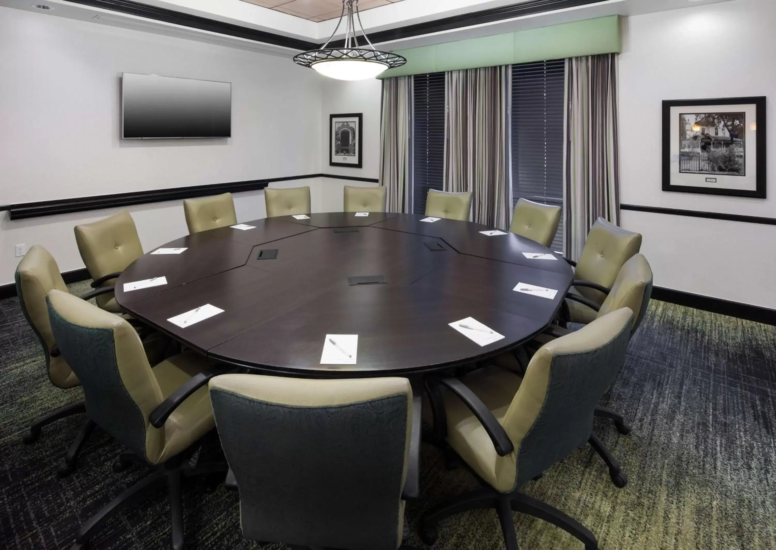 Meeting/conference room in Hampton Inn & Suites Gainesville Downtown