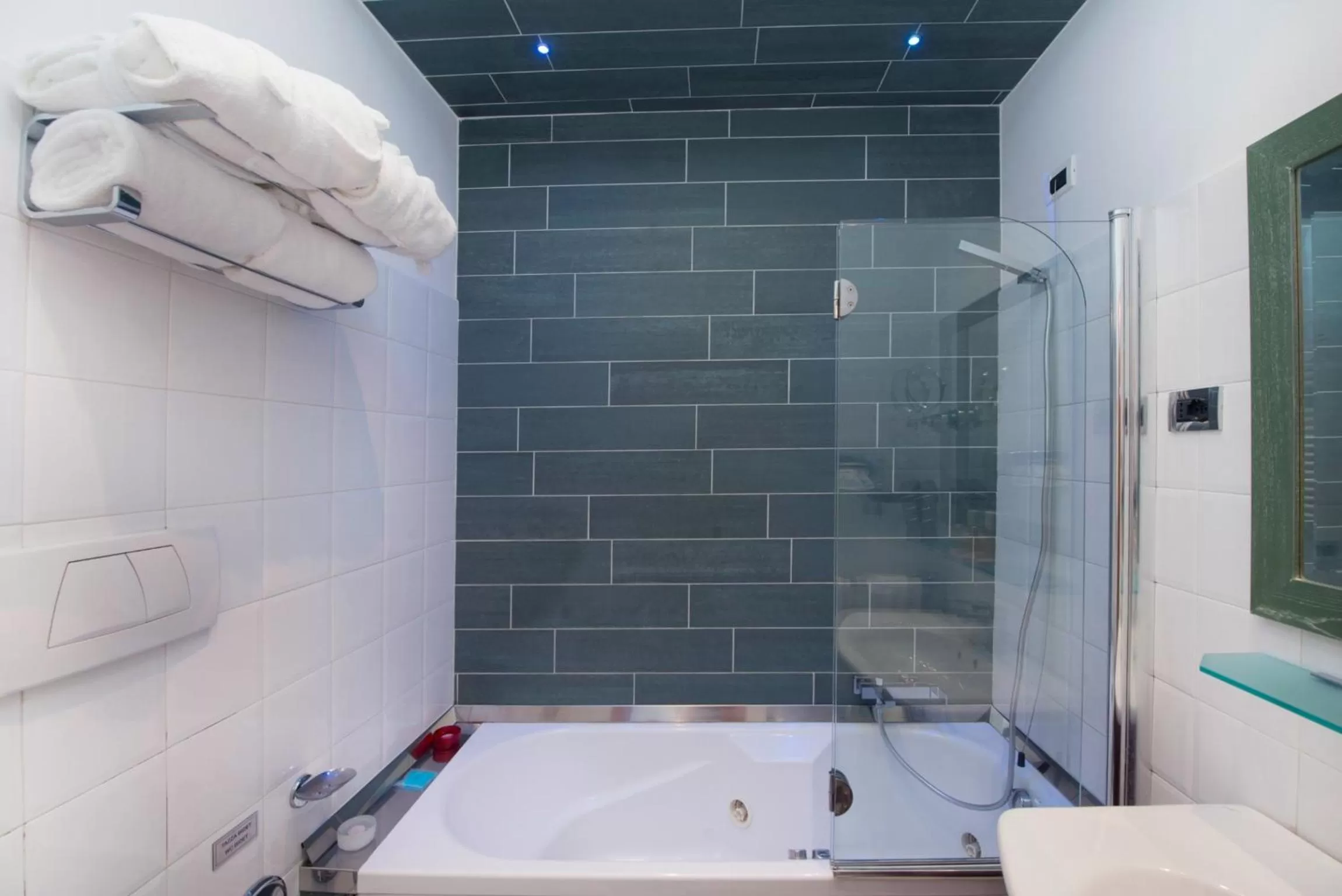 Bathroom in Relais Forus Inn