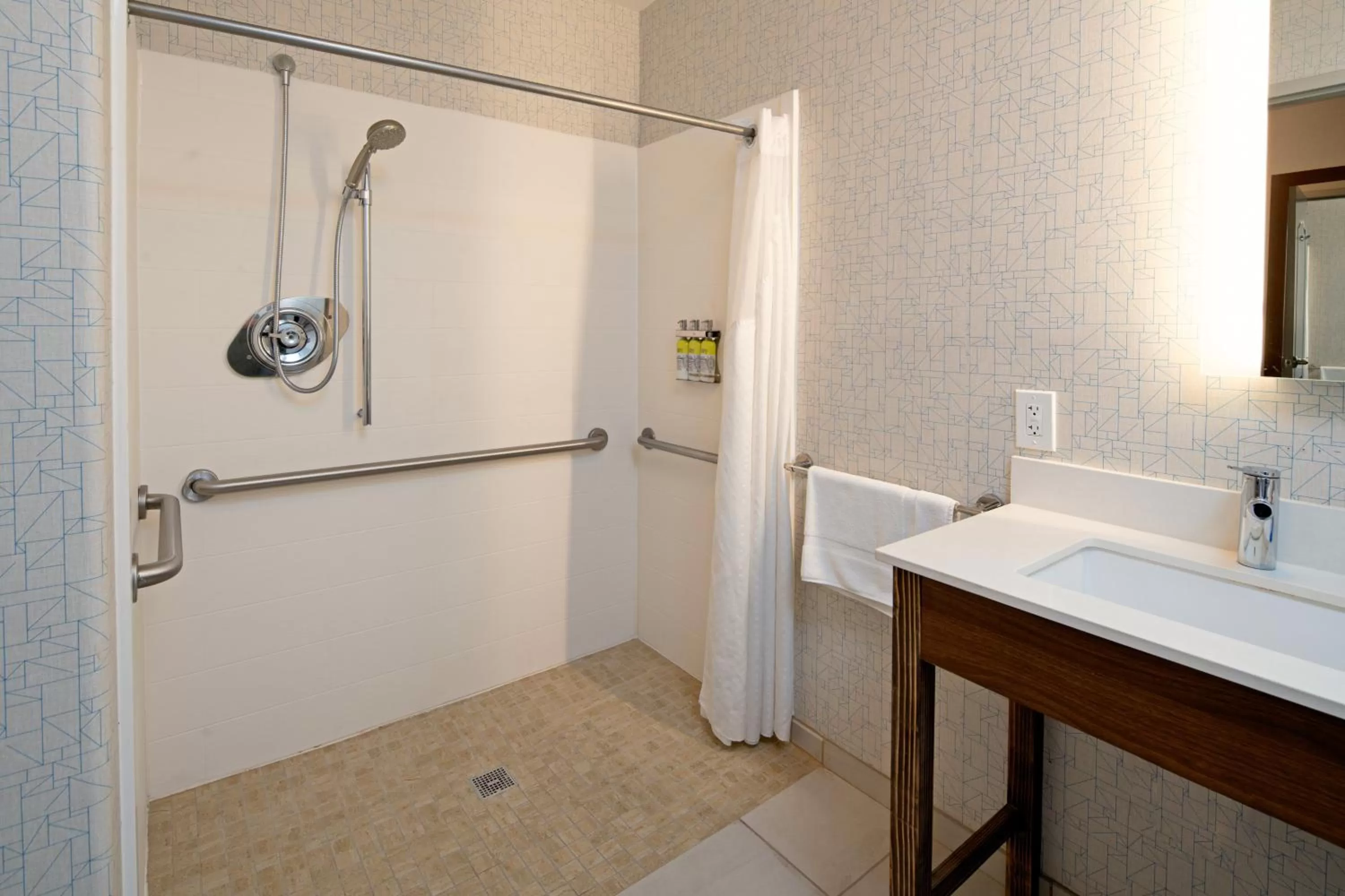 Bathroom in Holiday Inn Express Fresno South by IHG