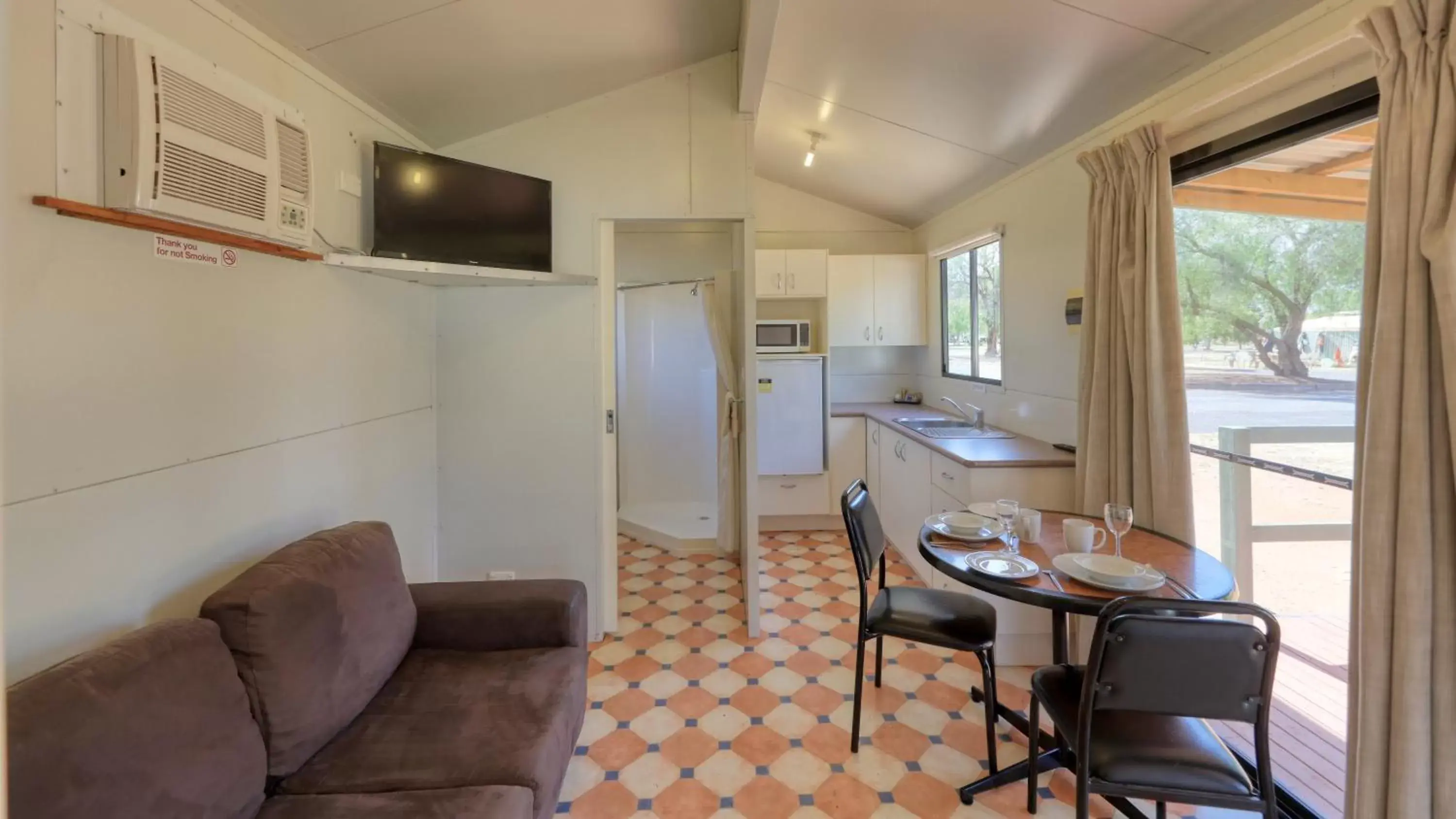 Seating Area in Cobar Caravan Park