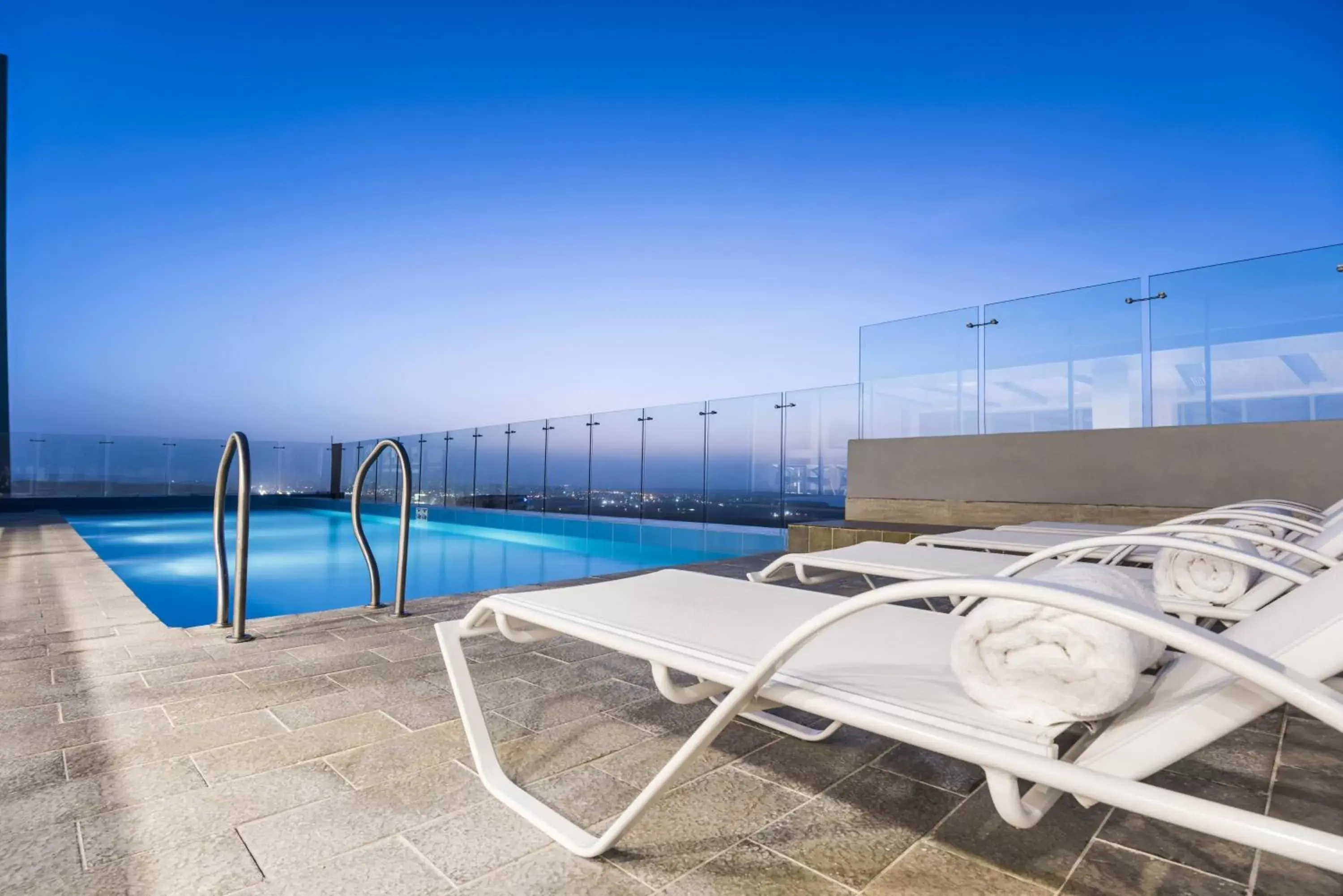 Swimming Pool in Holiday Inn Express - Barranquilla Buenavista, an IHG Hotel