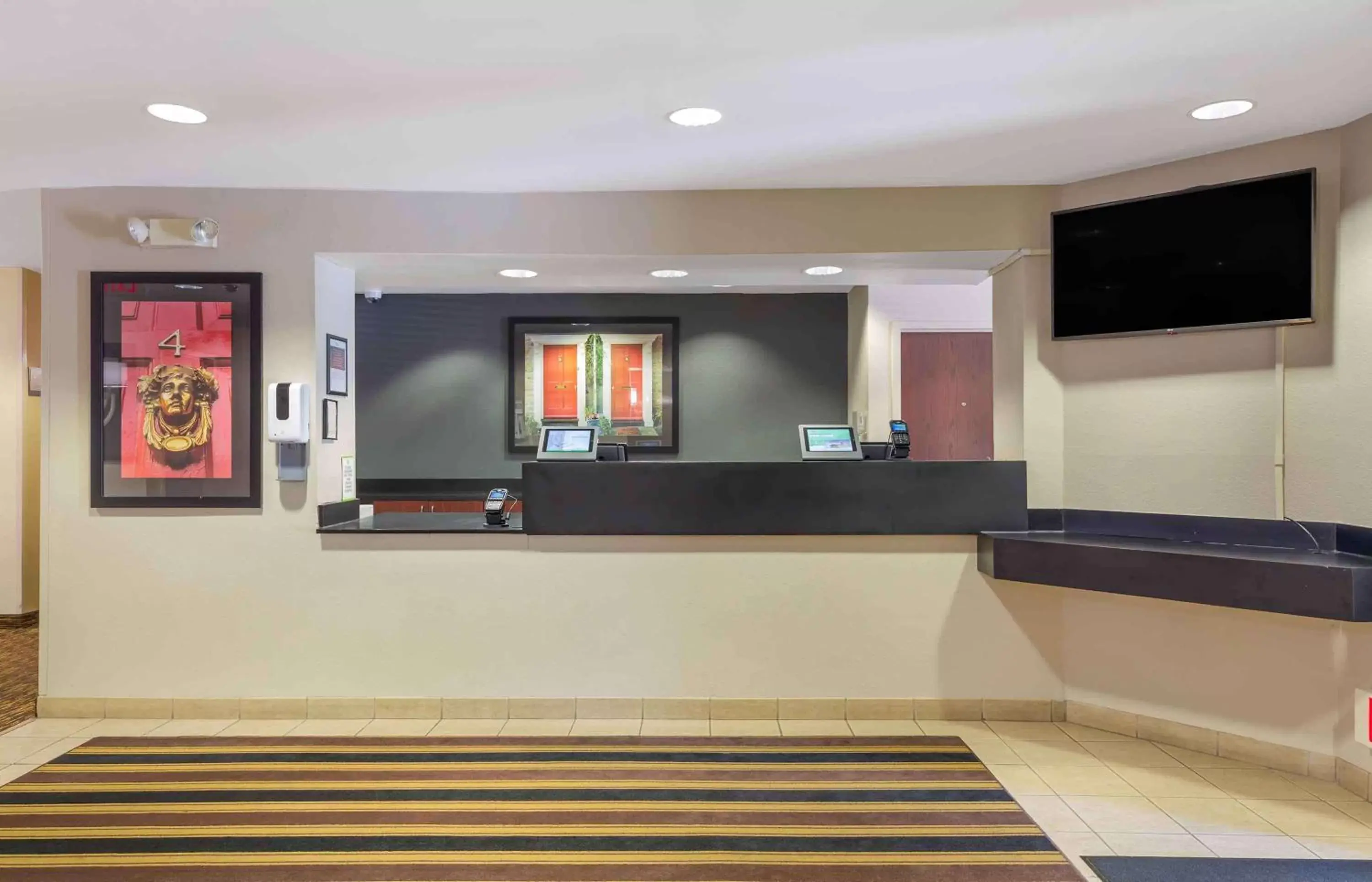 Lobby or reception, Lobby/Reception in Extended Stay America Suites - Foxboro - Norton