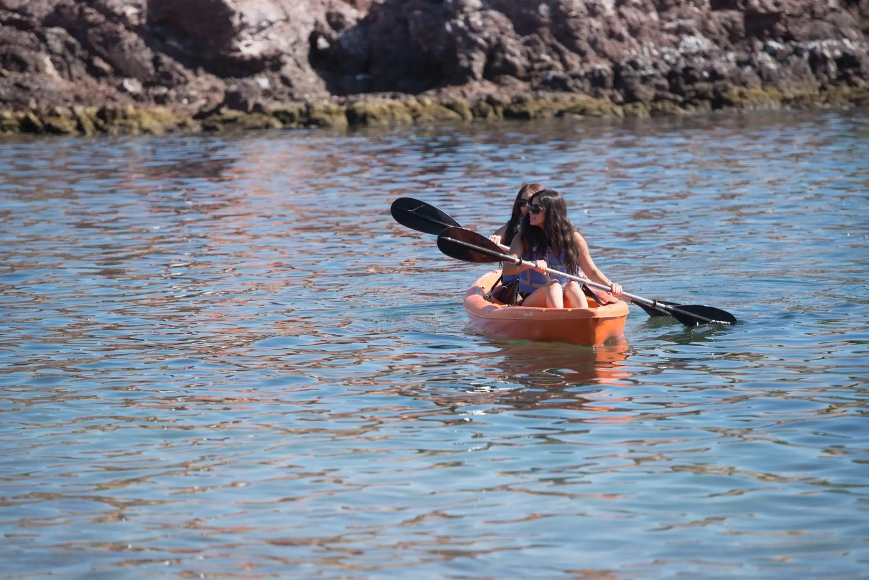 Activities, Canoeing in Marinaterra Hotel & Spa