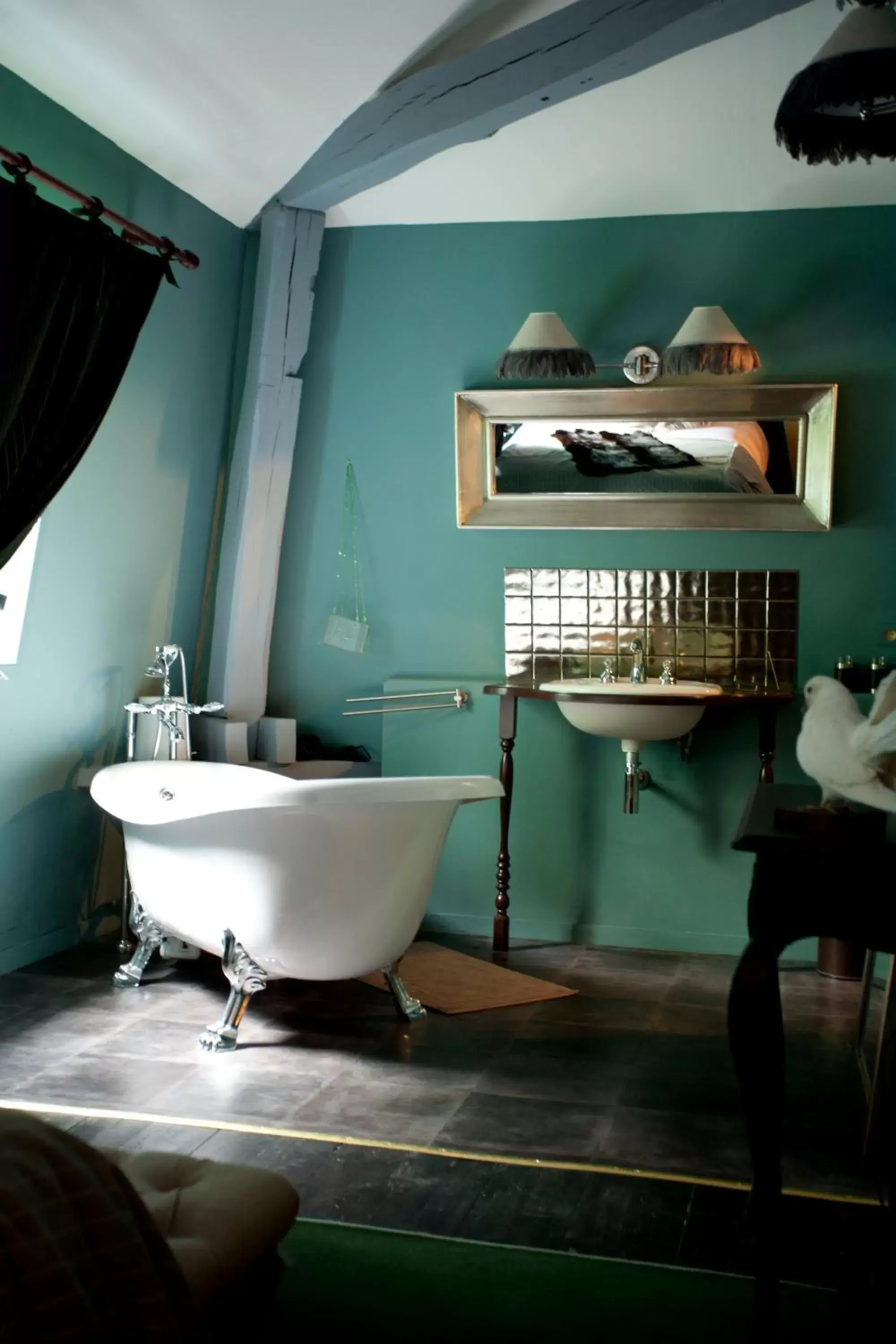 Bed, Bathroom in Maison d'hôtes Stella Cadente