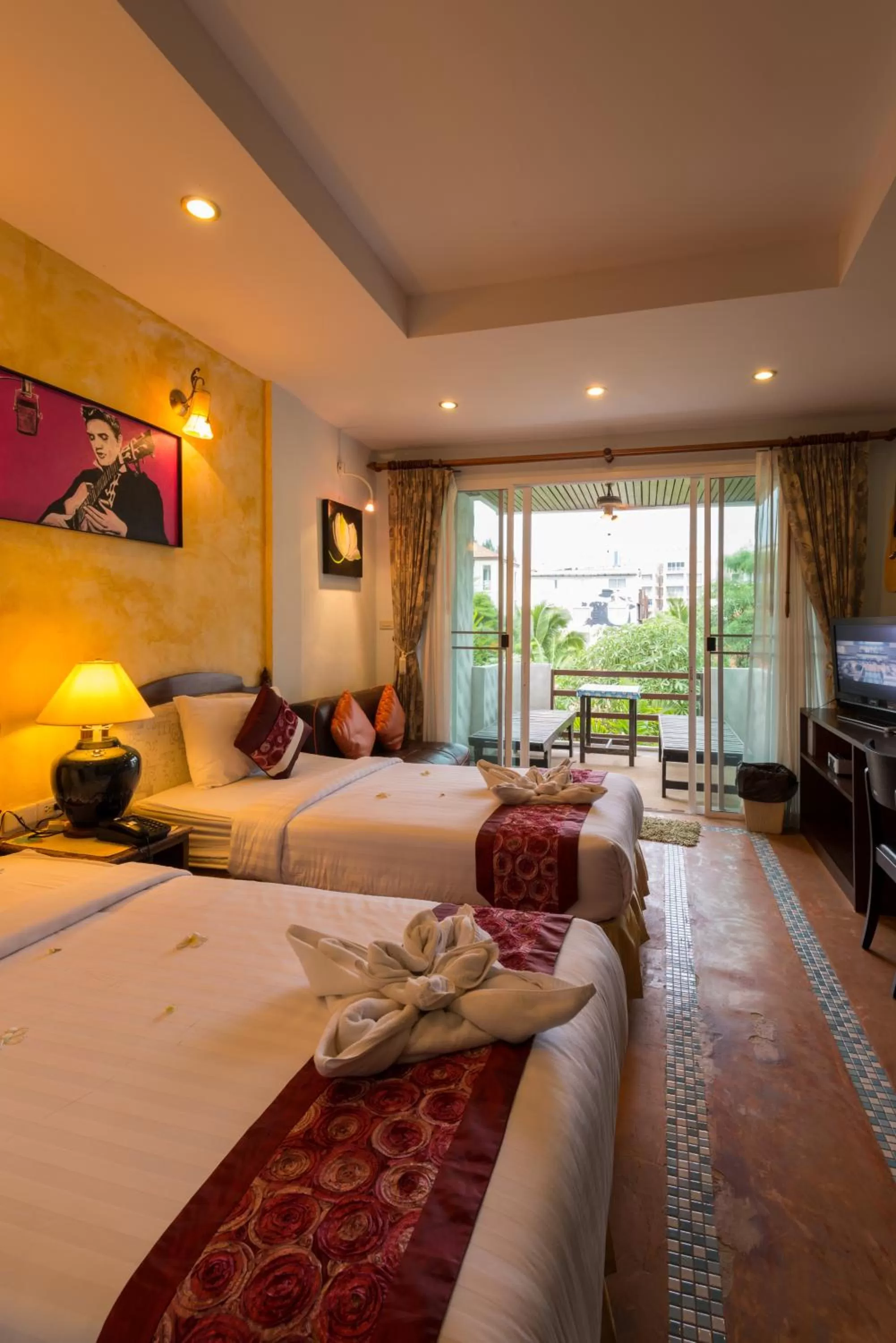 Bed in My Way Hua Hin Music Hotel SHA Extra Plus