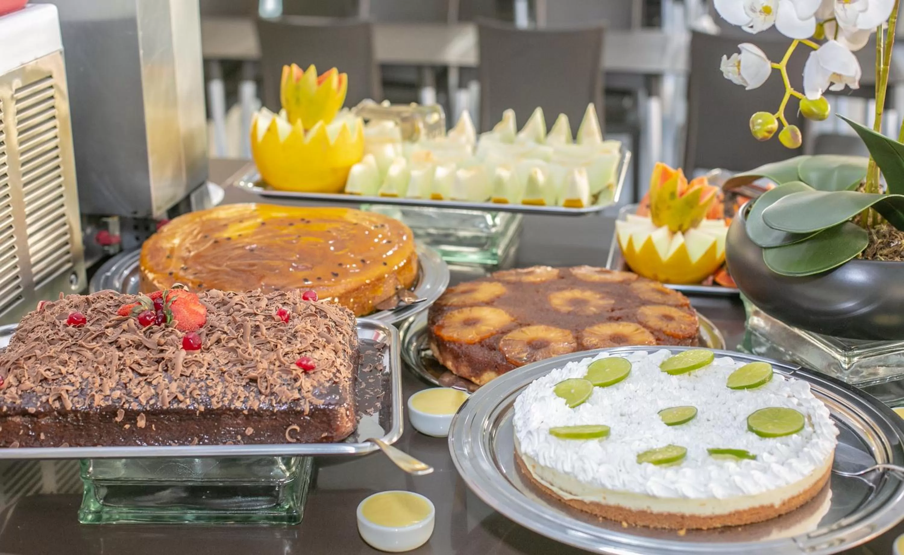 Food and drinks in Pontal Praia Hotel