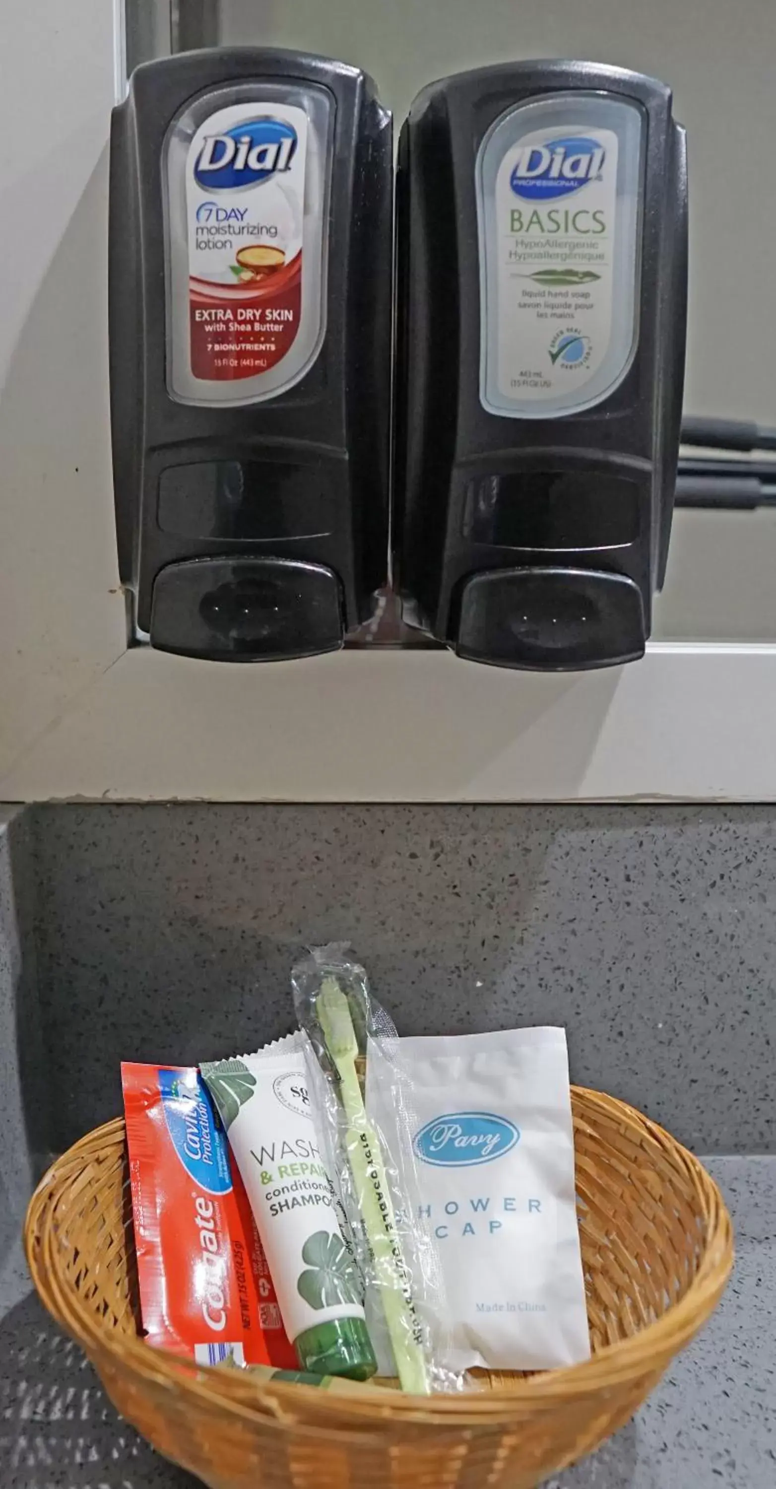 Bathroom in Hawthorne Plaza Inn Near LAX Bathroom in Hawthorne Plaza Inn Near LAX