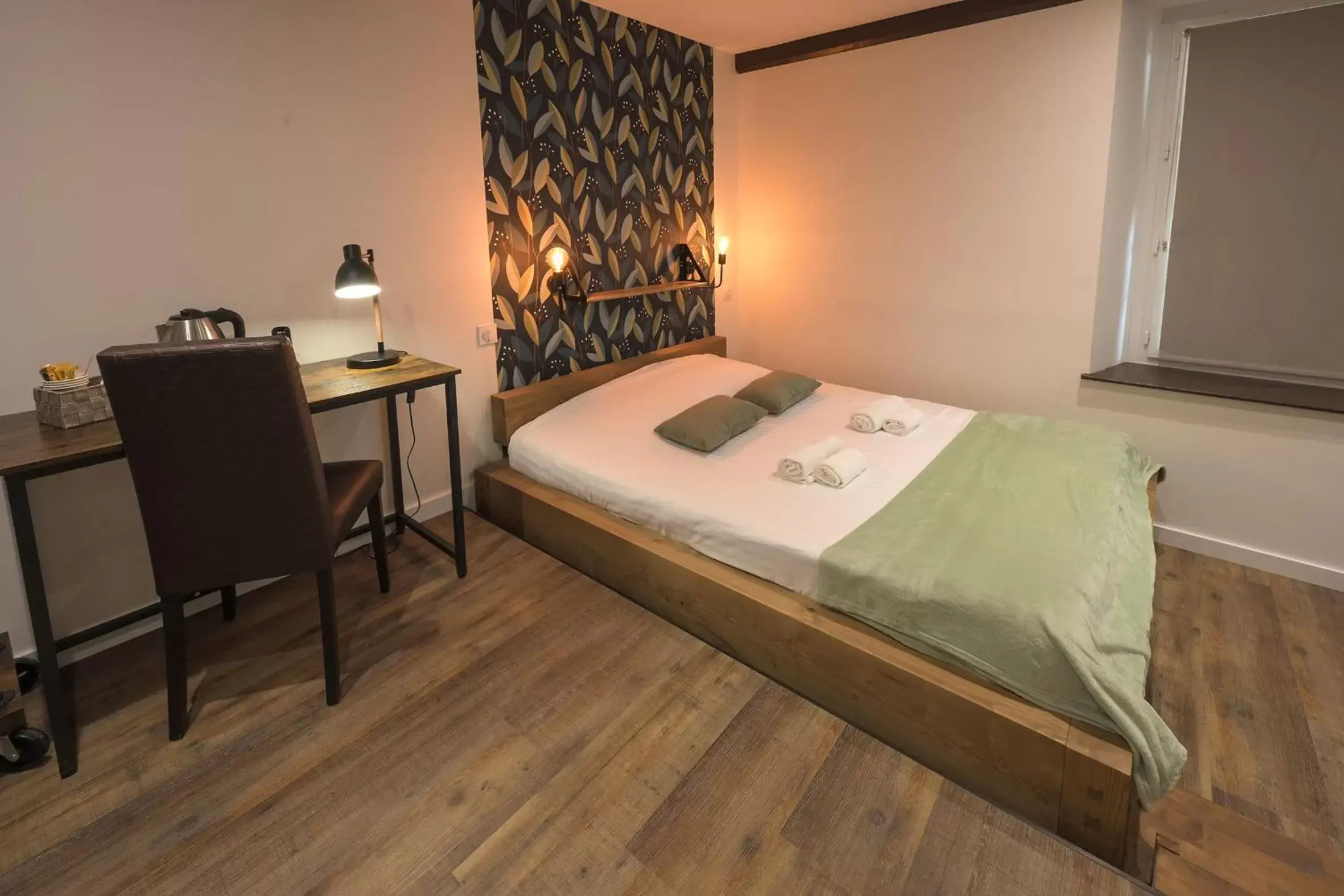Bed in Hotel De La Croisee