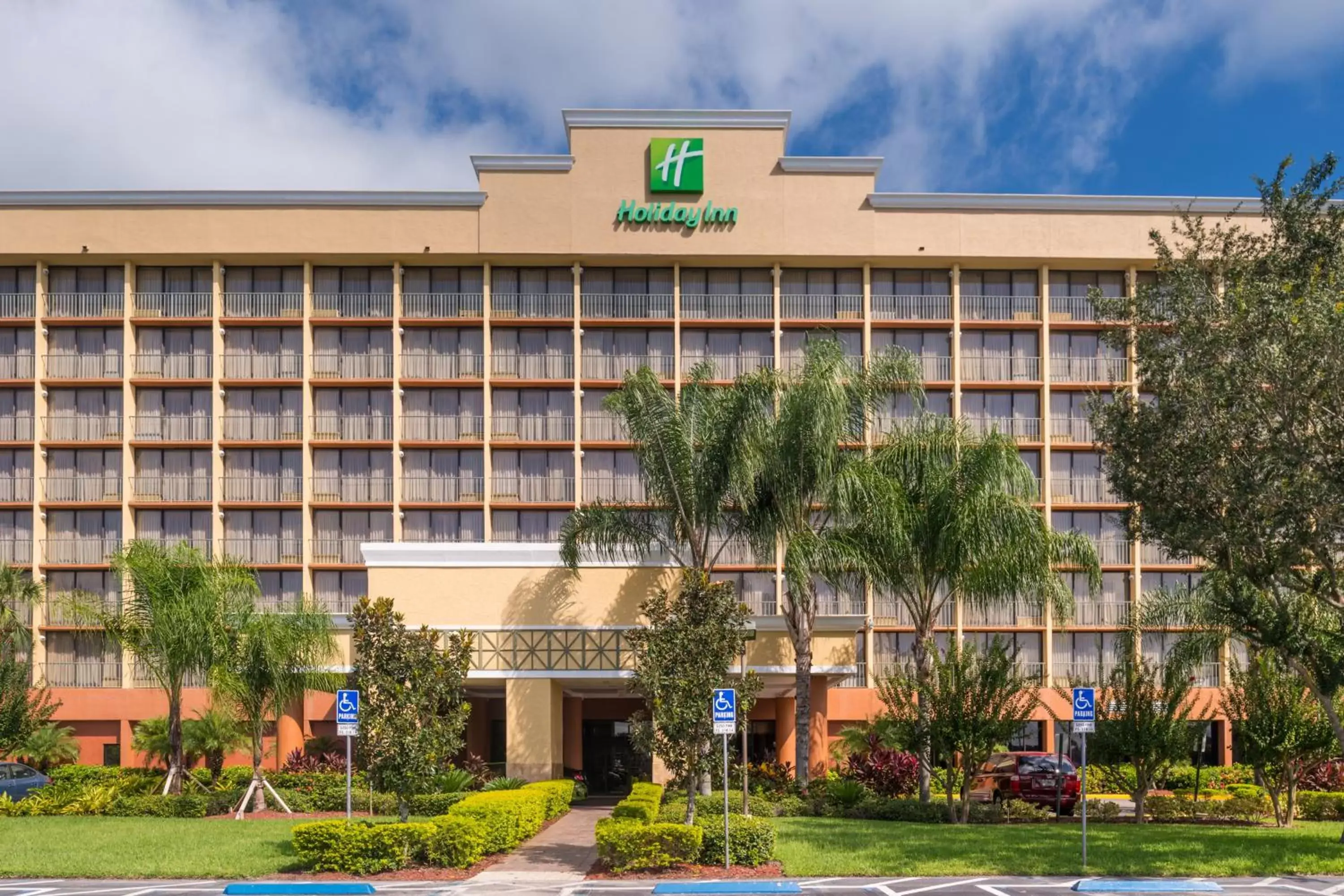 Property Building in Holiday Inn & Suites Orlando SW - Celebration Area, an IHG Hotel
