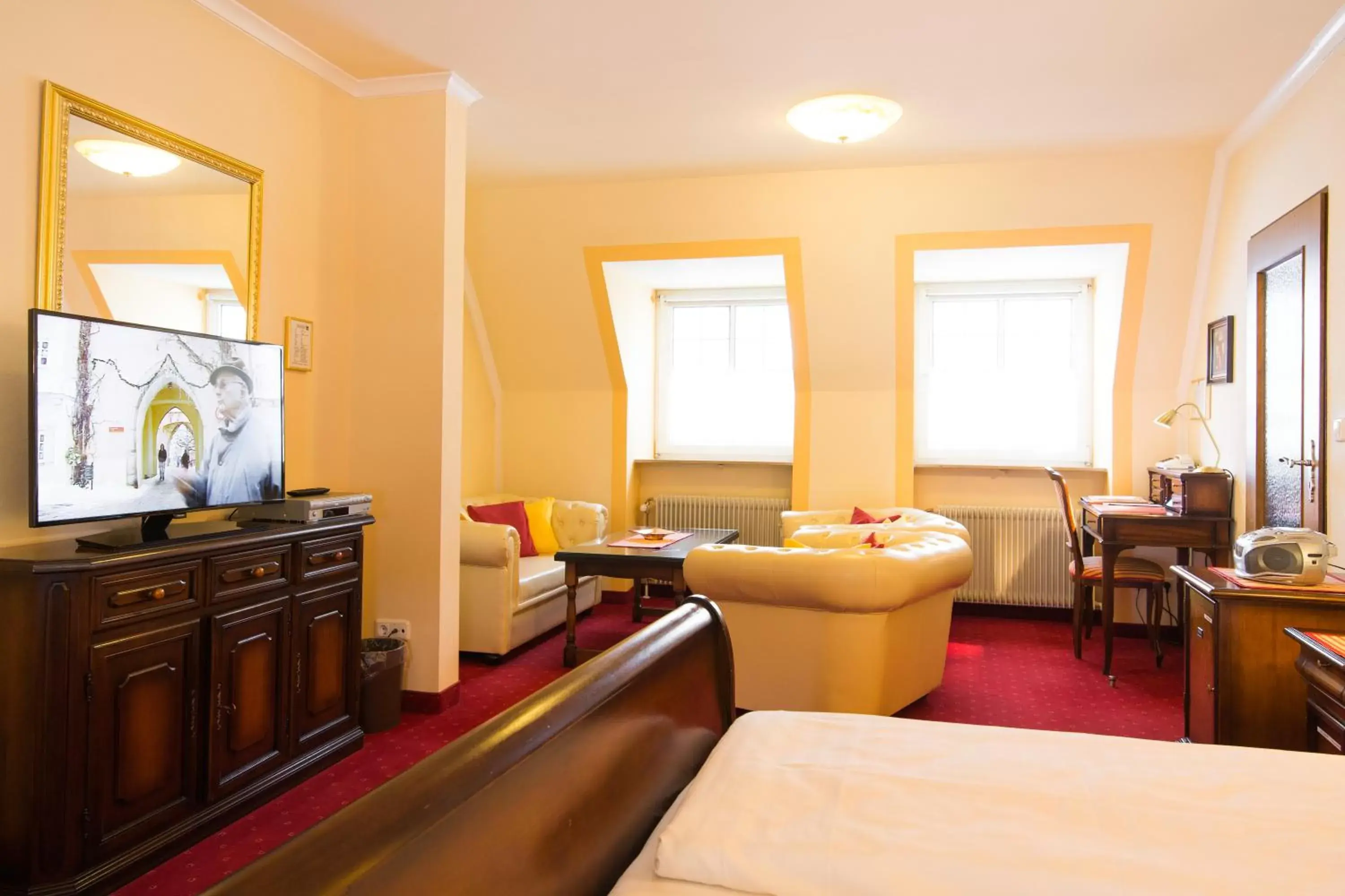 Junior Suite - single occupancy in Klassik Hotel am Tor Junior Suite - single occupancy in Klassik Hotel am Tor