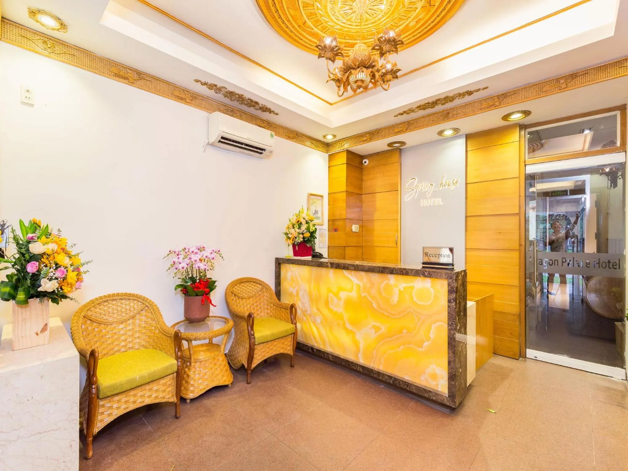 Lobby or reception in Spring House Saigon central park