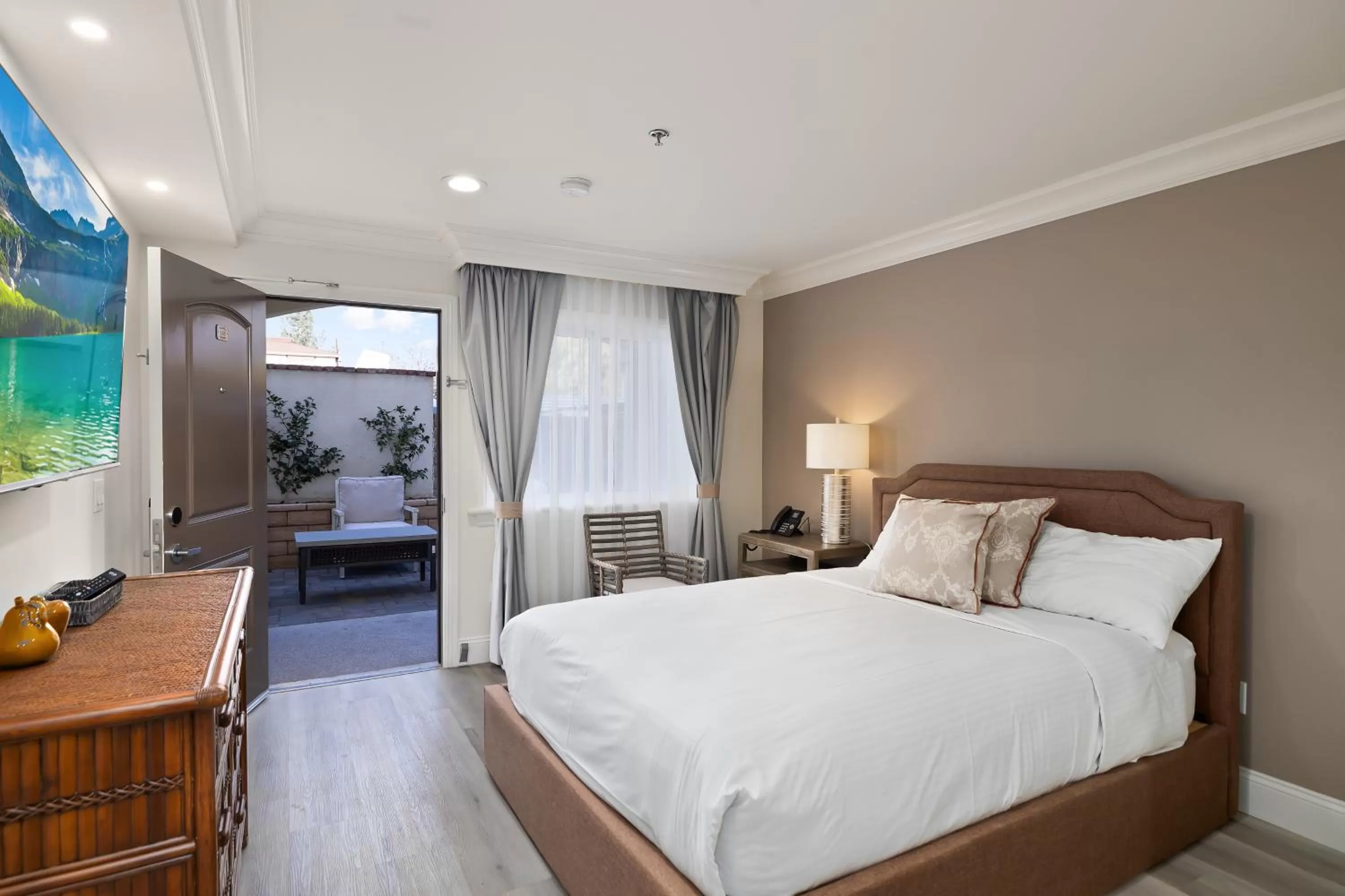 Bed in Hotel Huntington