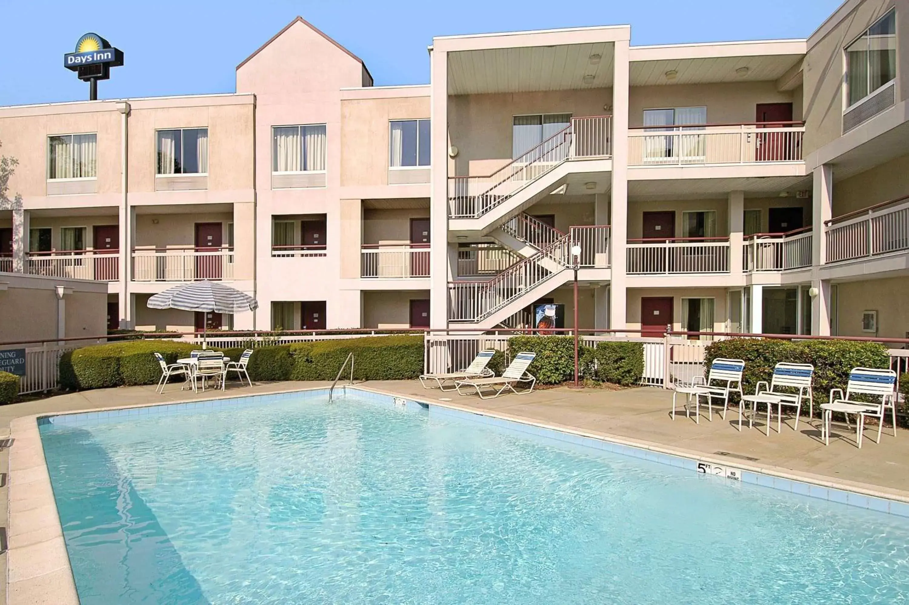 Pool view, Property Building in Days Inn by Wyndham Atlanta/Southlake/Morrow