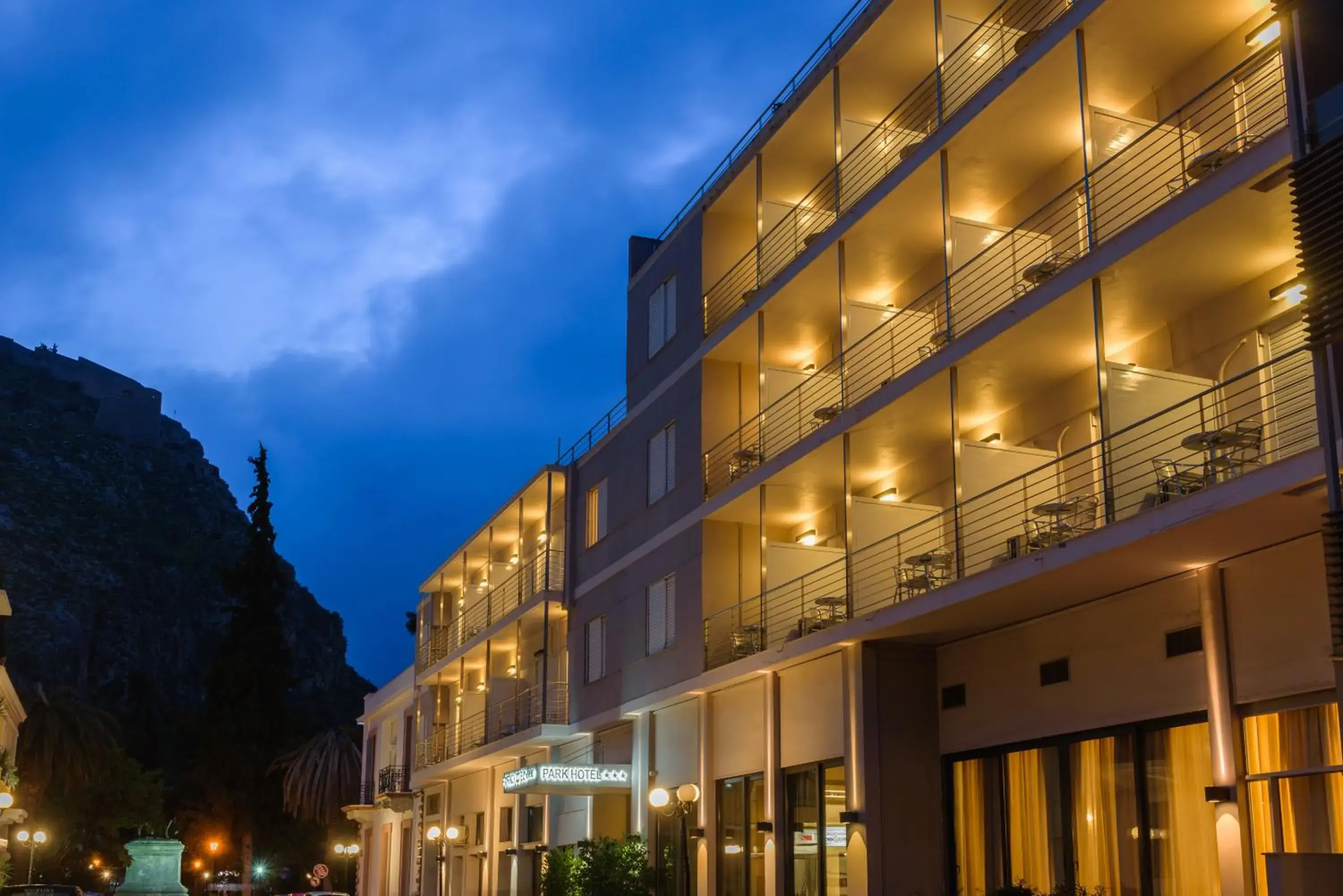 Facade/entrance, Property Building in Park Hotel