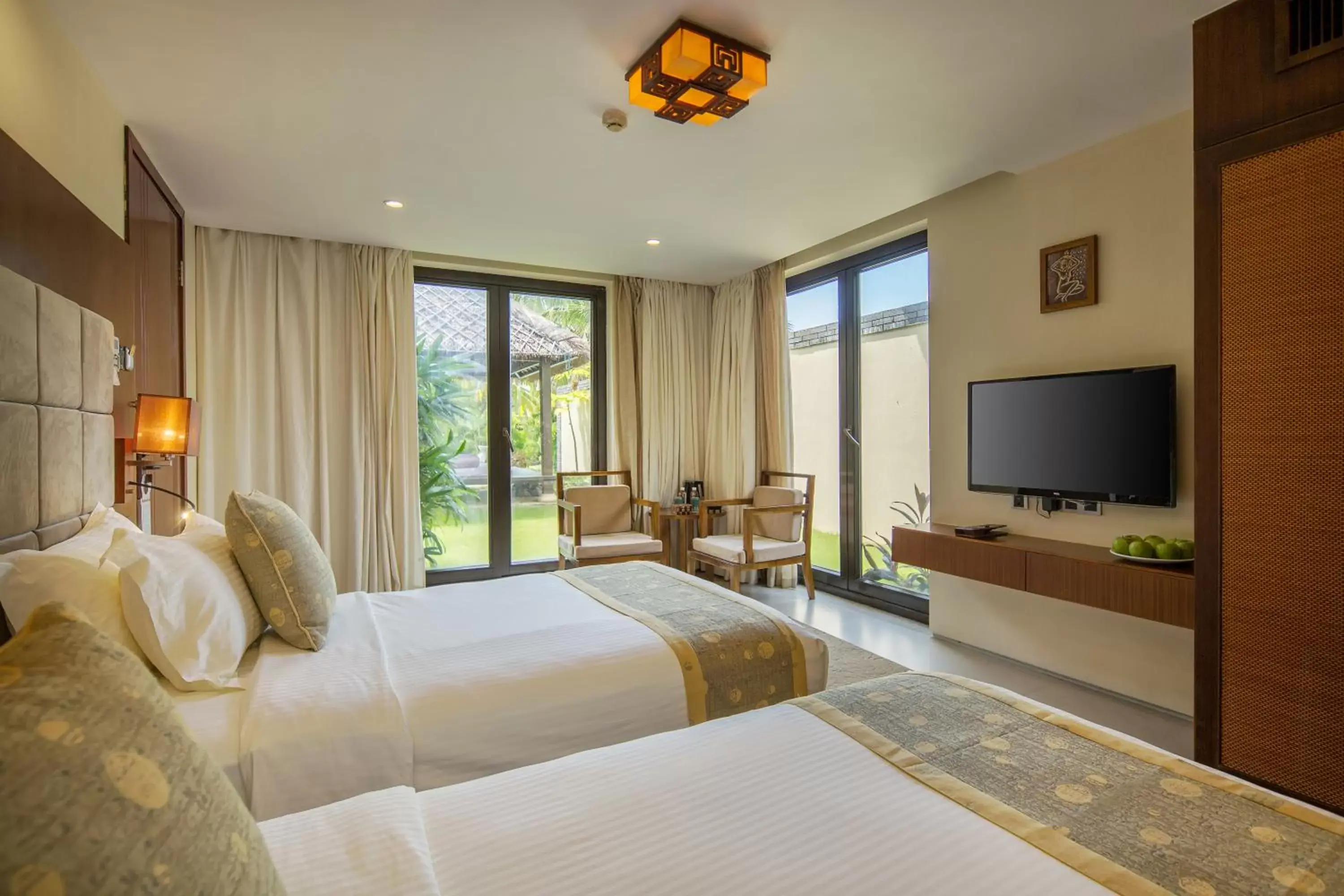 bunk bed, TV/Entertainment Center in Sanya Yalong Bay Villas & Spa