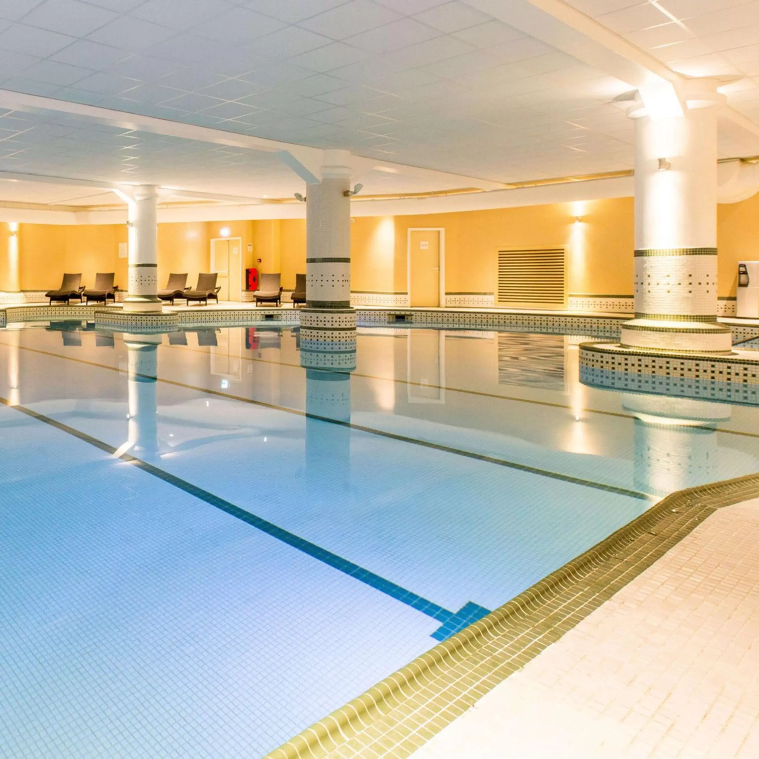 Swimming Pool in Dunston Hall Hotel, Spa & Golf Resort