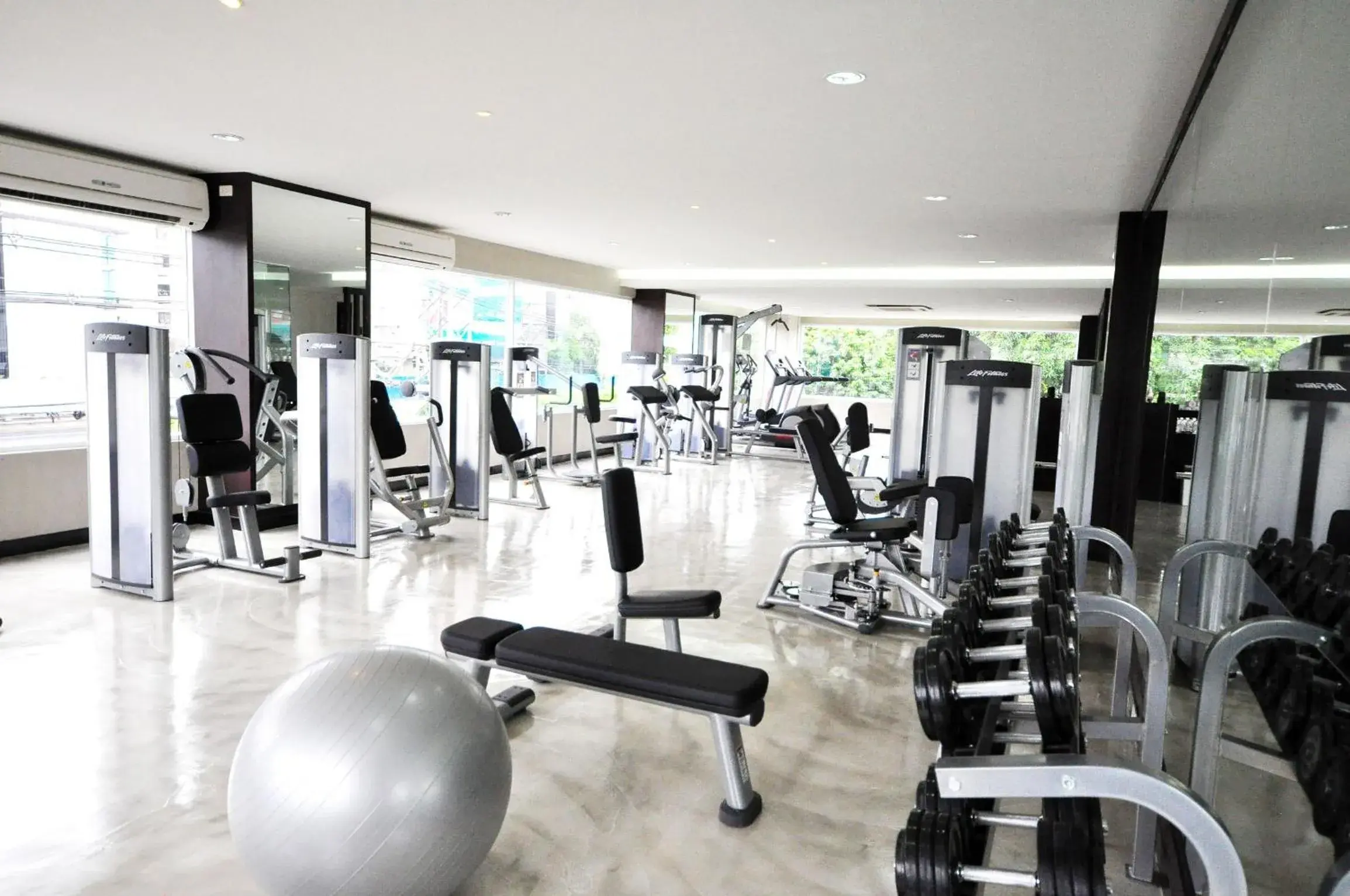 Fitness centre/facilities, Fitness Center/Facilities in Parinda Hotel