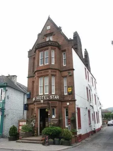 Facade/entrance, Property Building in The Famous Star Hotel Moffat