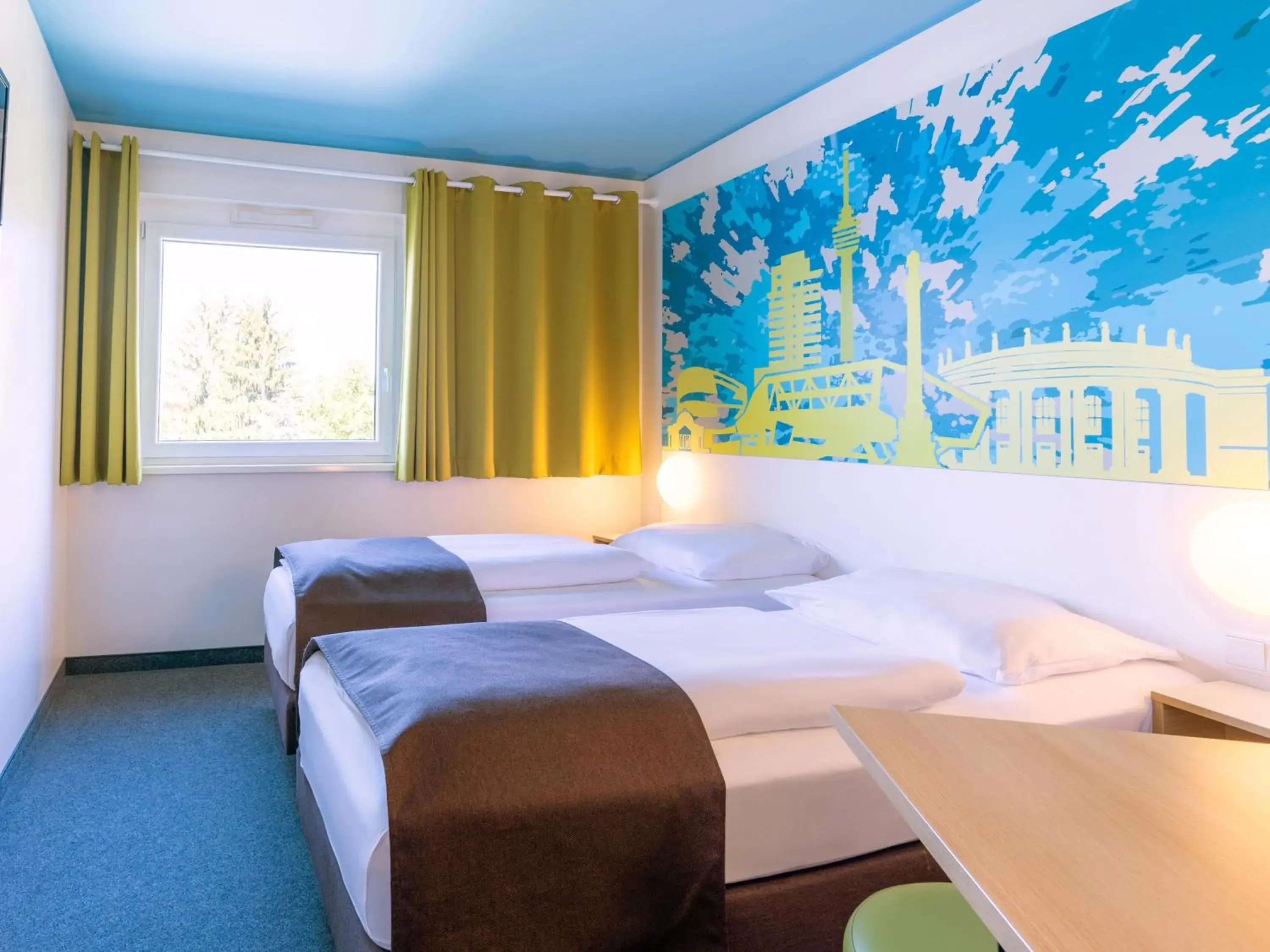 Bed in B&B Hotel Stuttgart-City