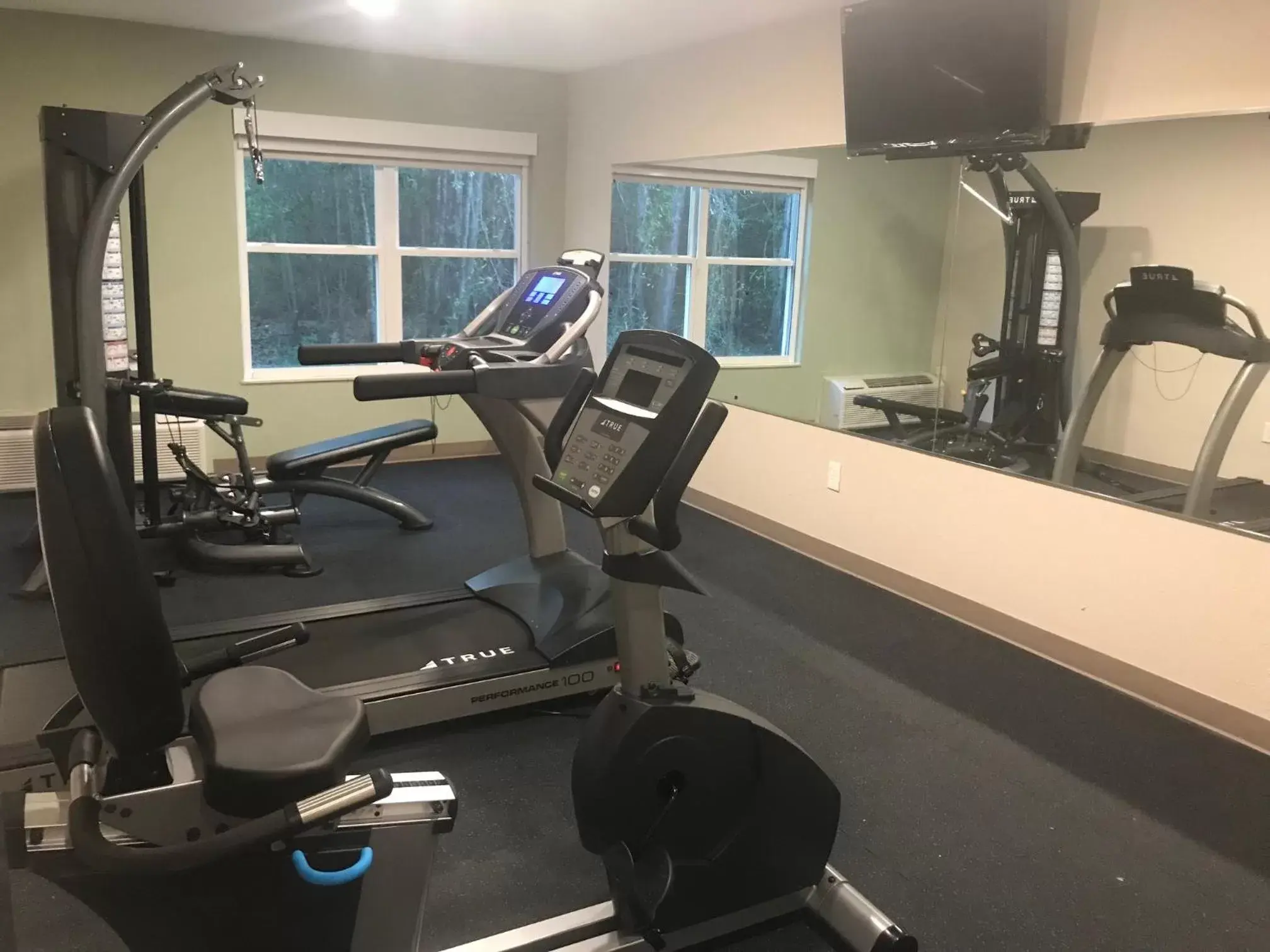 Fitness centre/facilities, Fitness Center/Facilities in Baymont by Wyndham Lake Park Valdosta I75