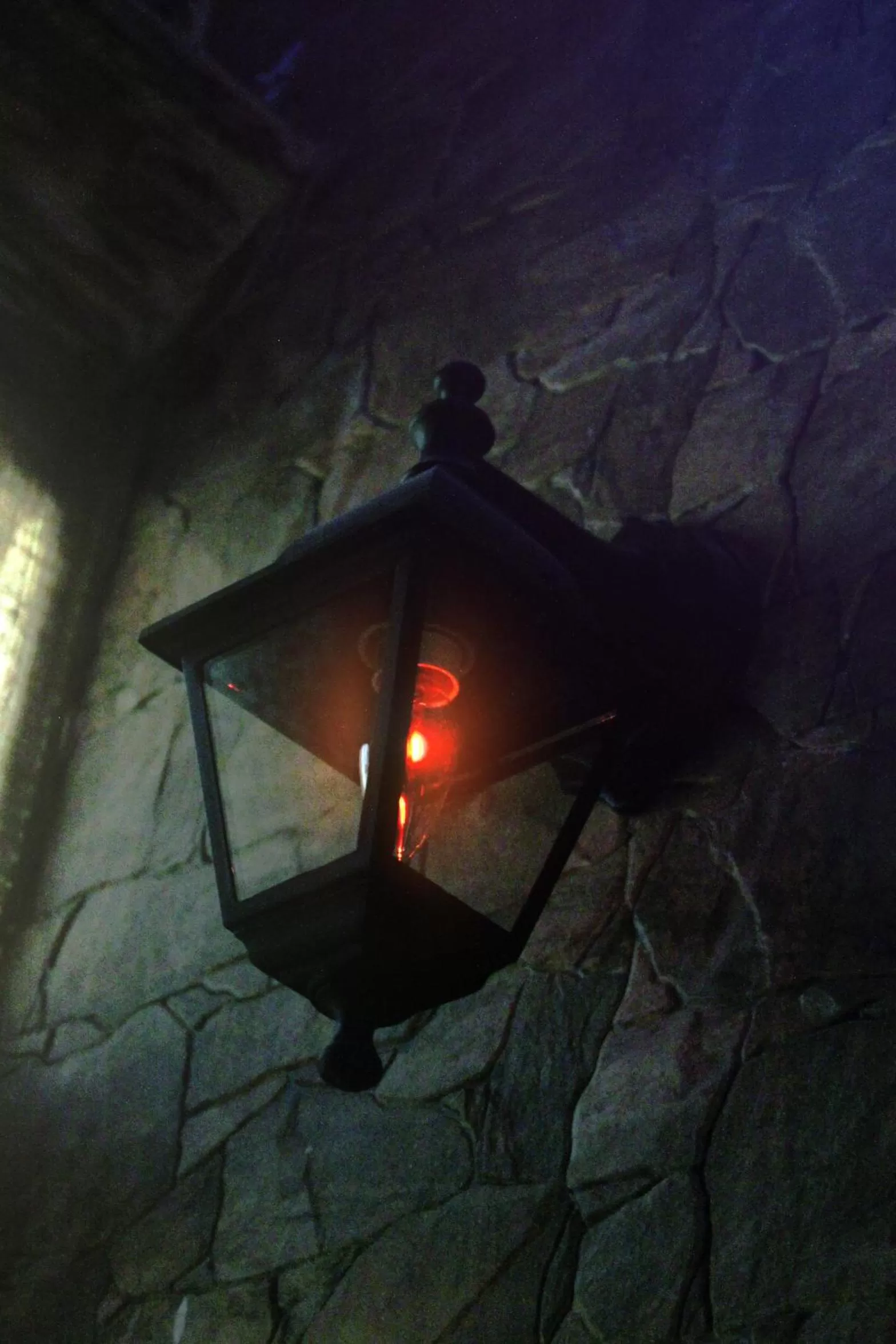 Decorative detail in B&B Camelot