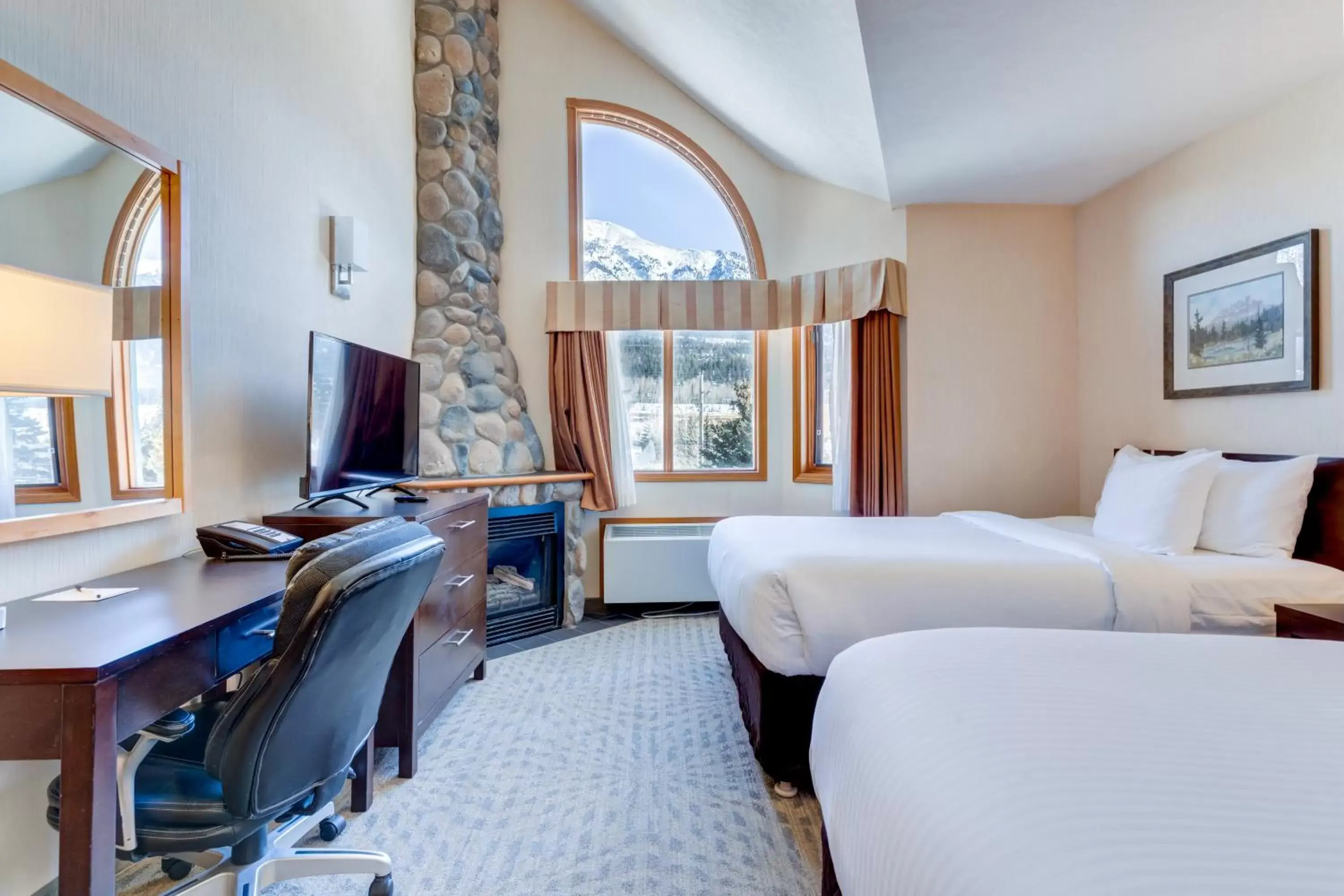 Bedroom, TV/Entertainment Center in Chateau Canmore