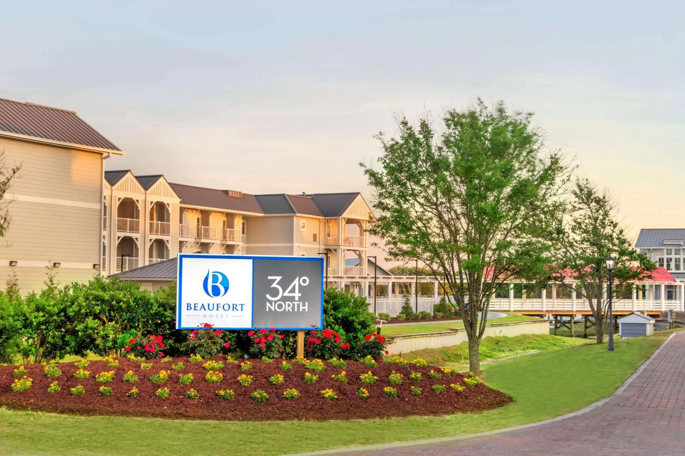 Property building in Beaufort Hotel