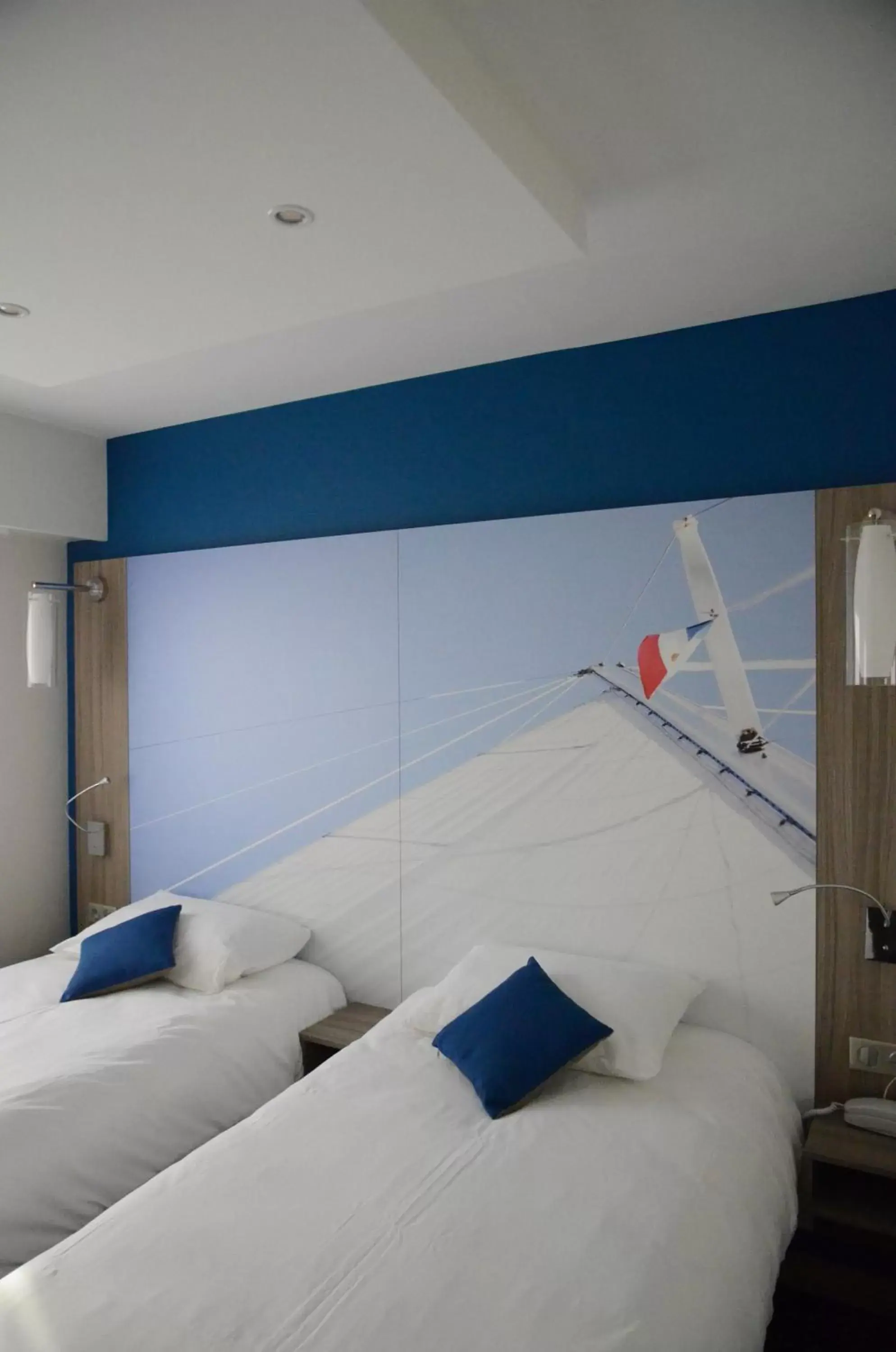 Standard Room with 2 Single Beds in ibis Styles St Gilles Croix de Vie centre-ville