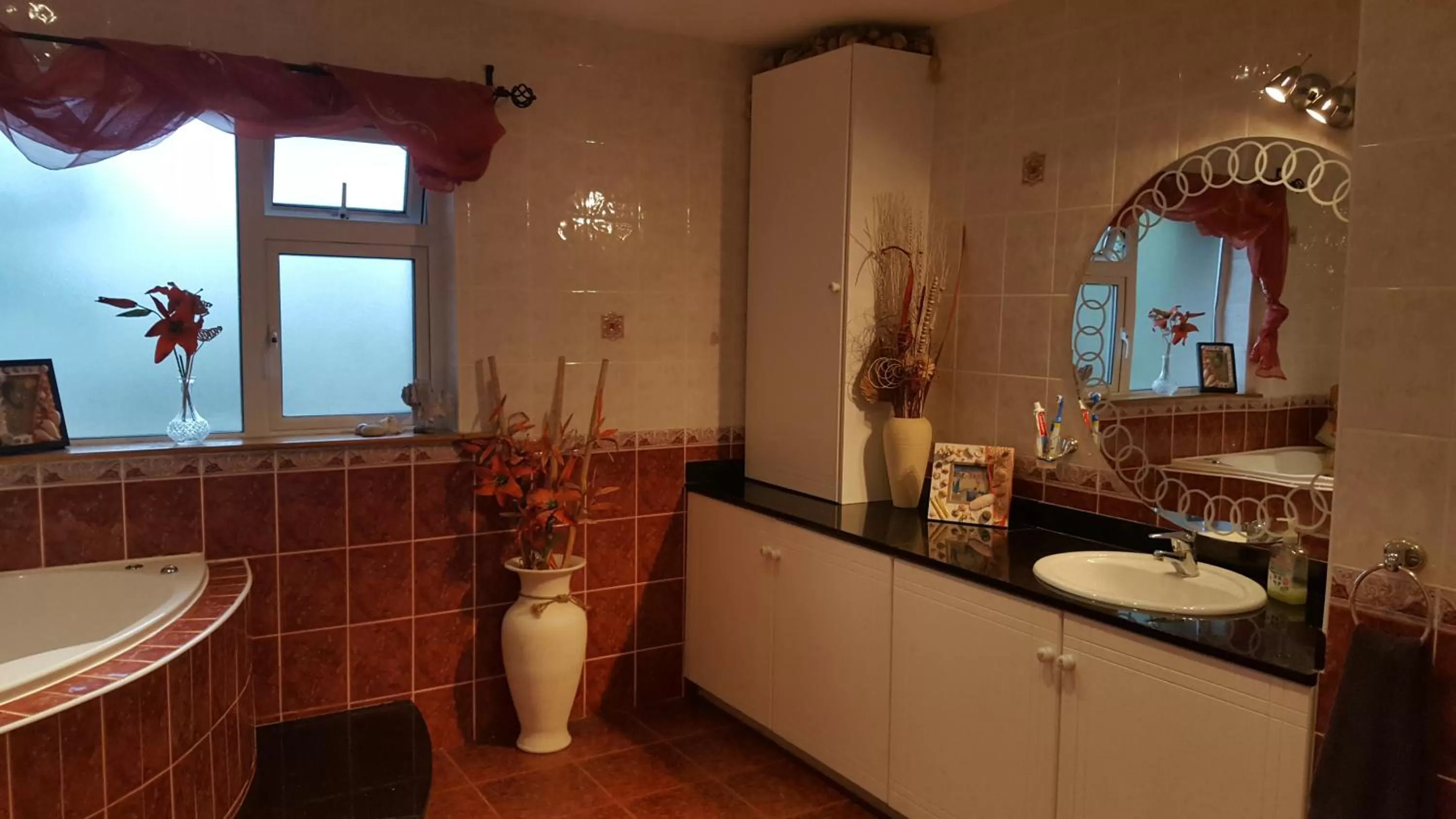 Bathroom in Sunrise view