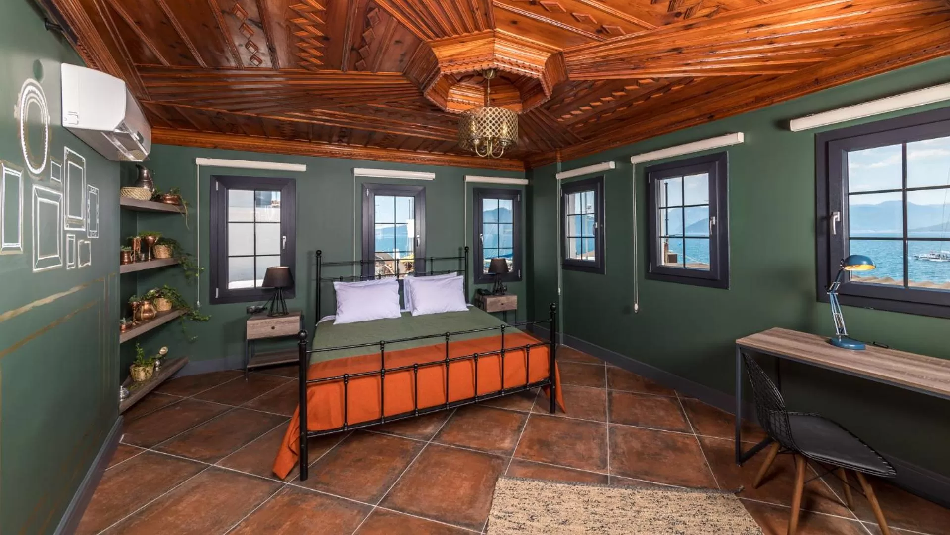 Bed in Sunset Hotel Marmaris