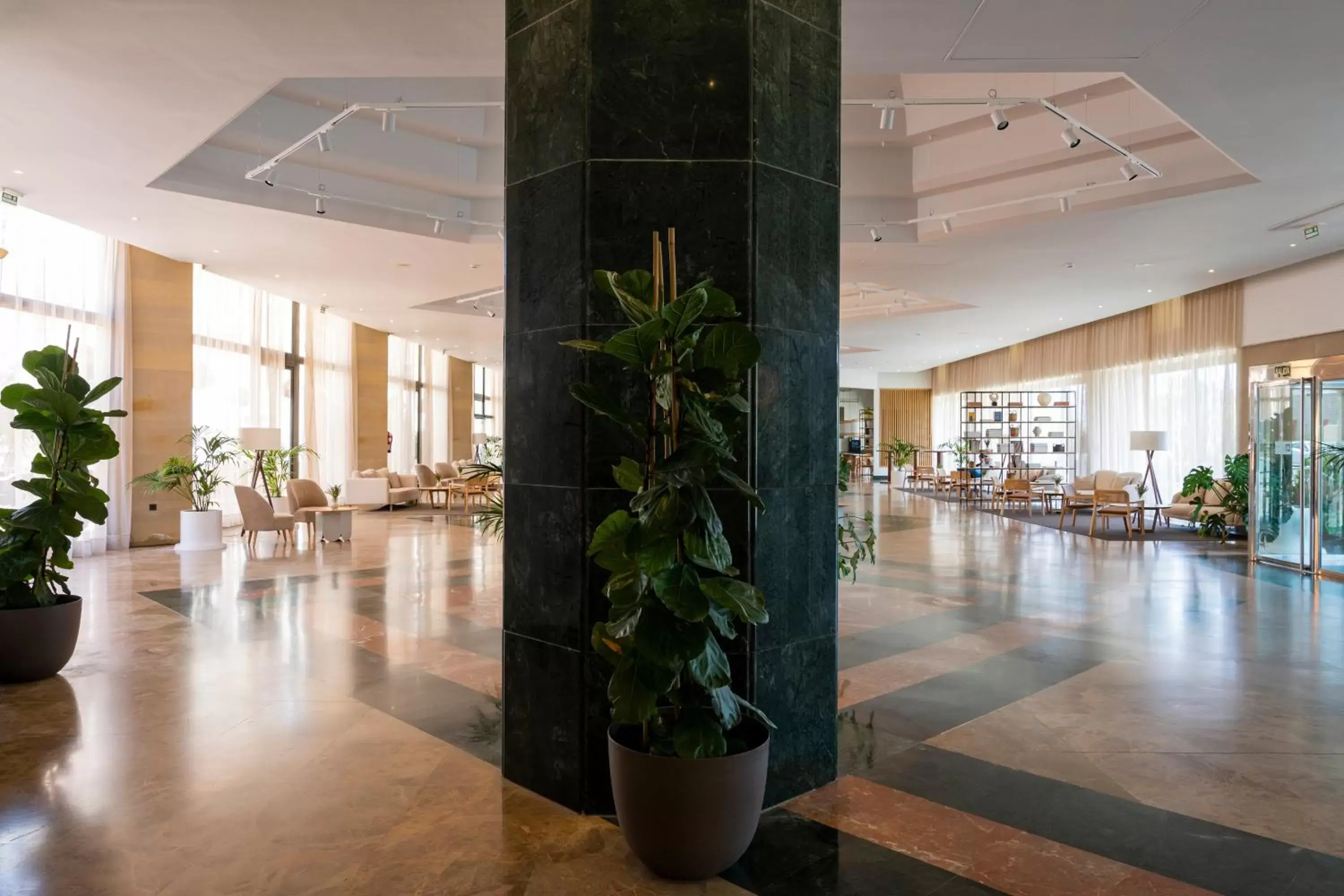 Lobby or reception, Restaurant/Places to Eat in Hotel Antequera Hills